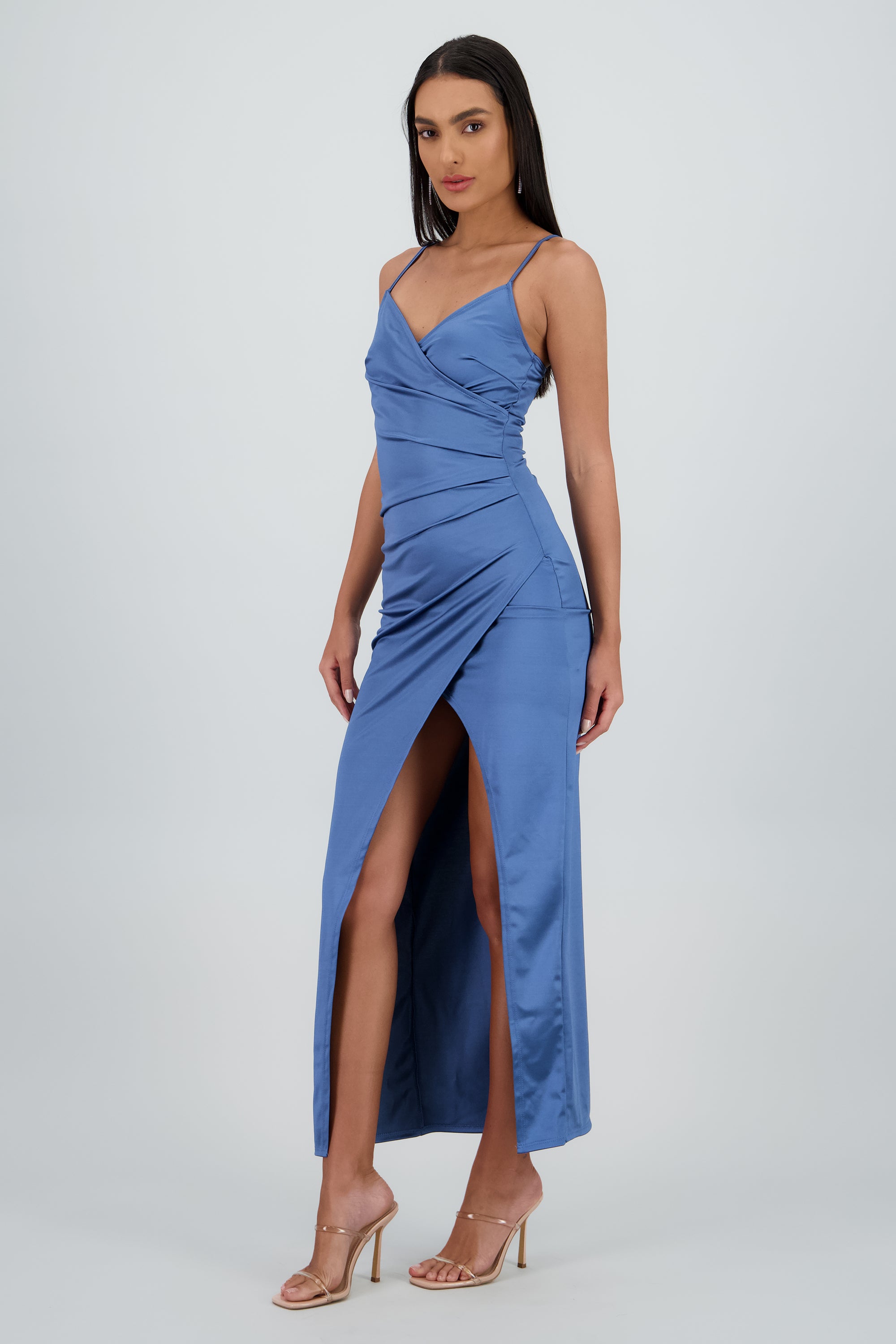 Vestido Maxi Satín Escote Cruzado AZUL BRILLANTE