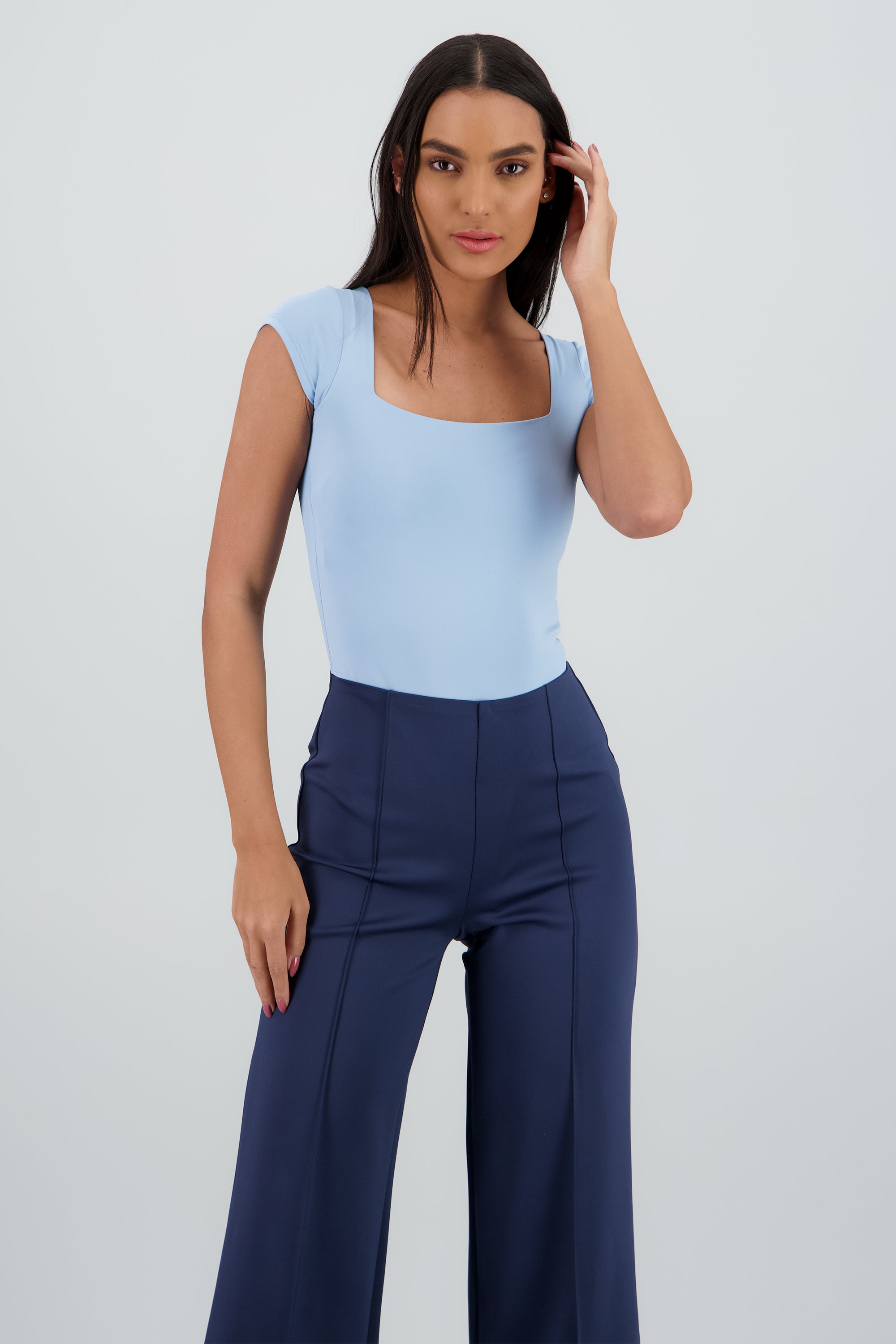 Bodysuit escote cuadrado AZUL CIELO
