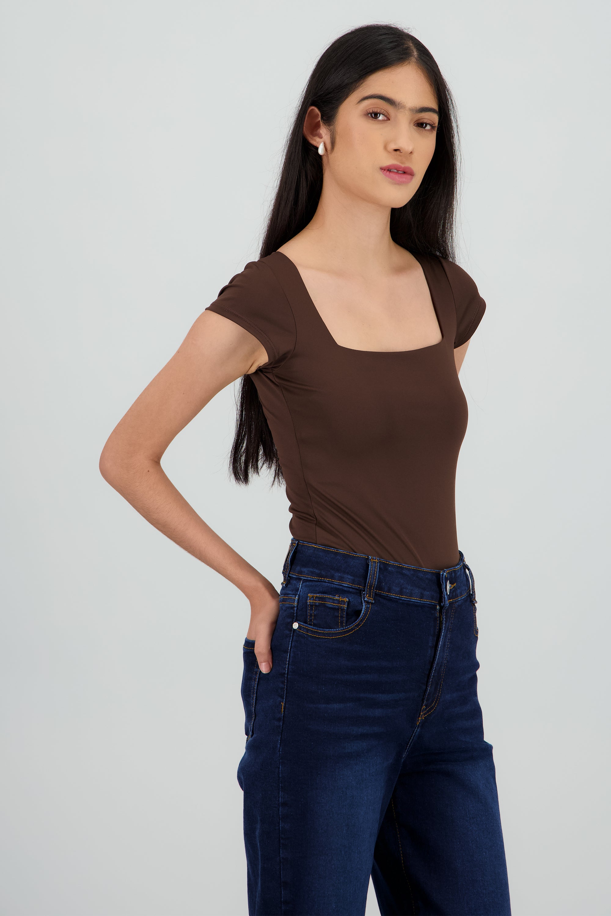 Bodysuit escote cuadrado CAFE OBSCURO