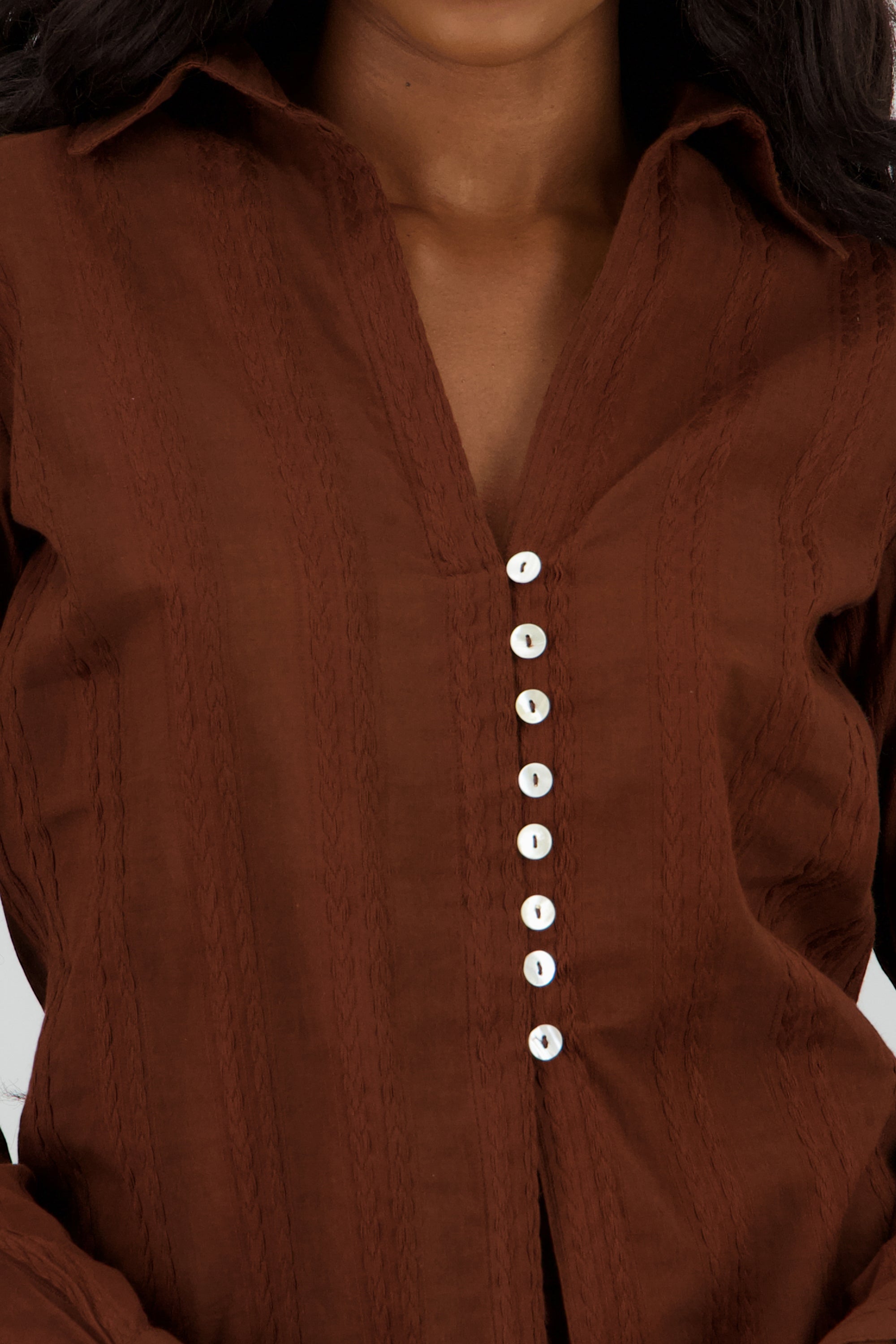 Blusa manga larga textura CAFE OBSCURO