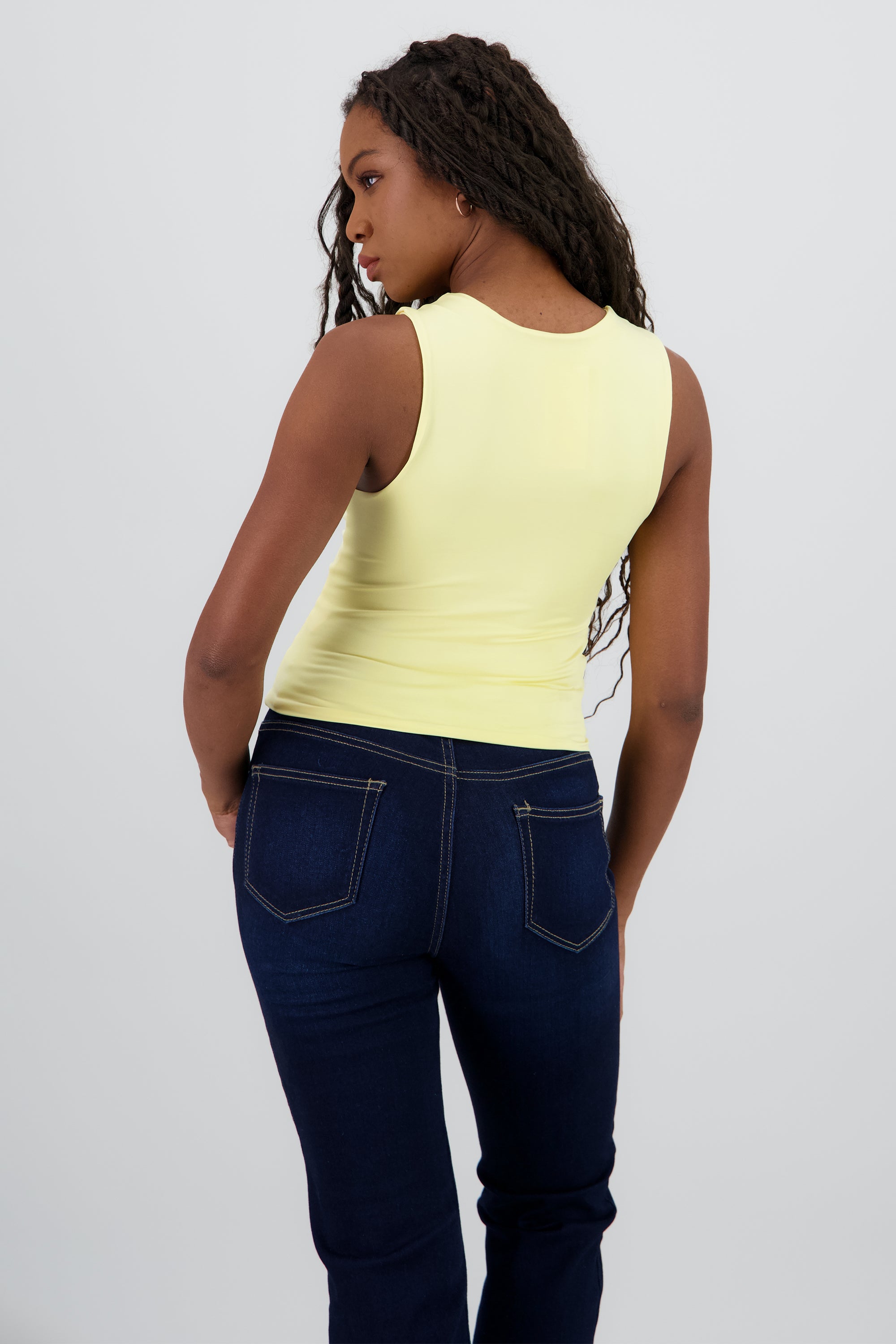 Top de doble tela con tacto suave liso AMARILLO PASTEL