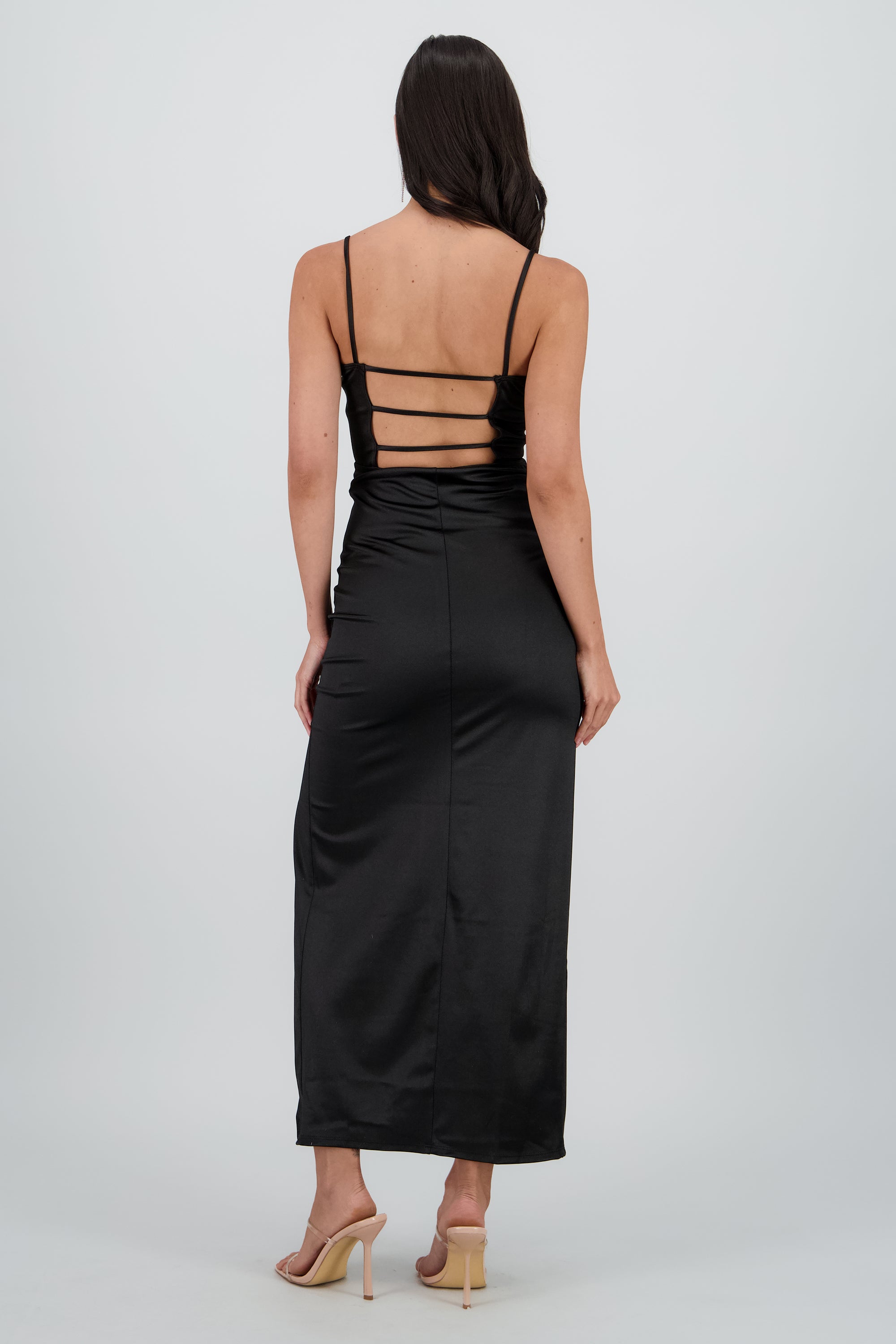 Vestido satin con copas tiras en espalda NEGRO
