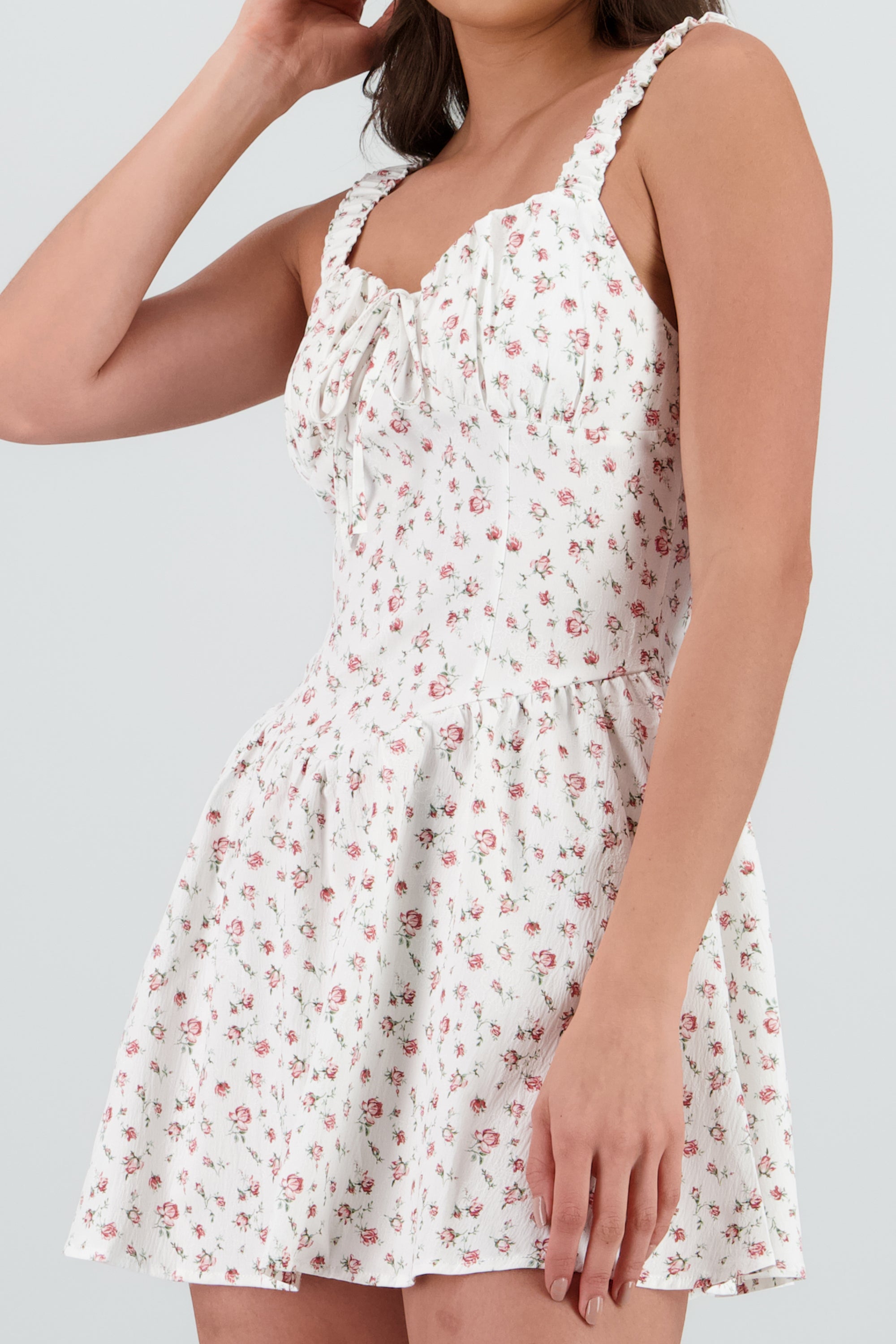 Vestido corto mini flores con textura BLANCO COMBO
