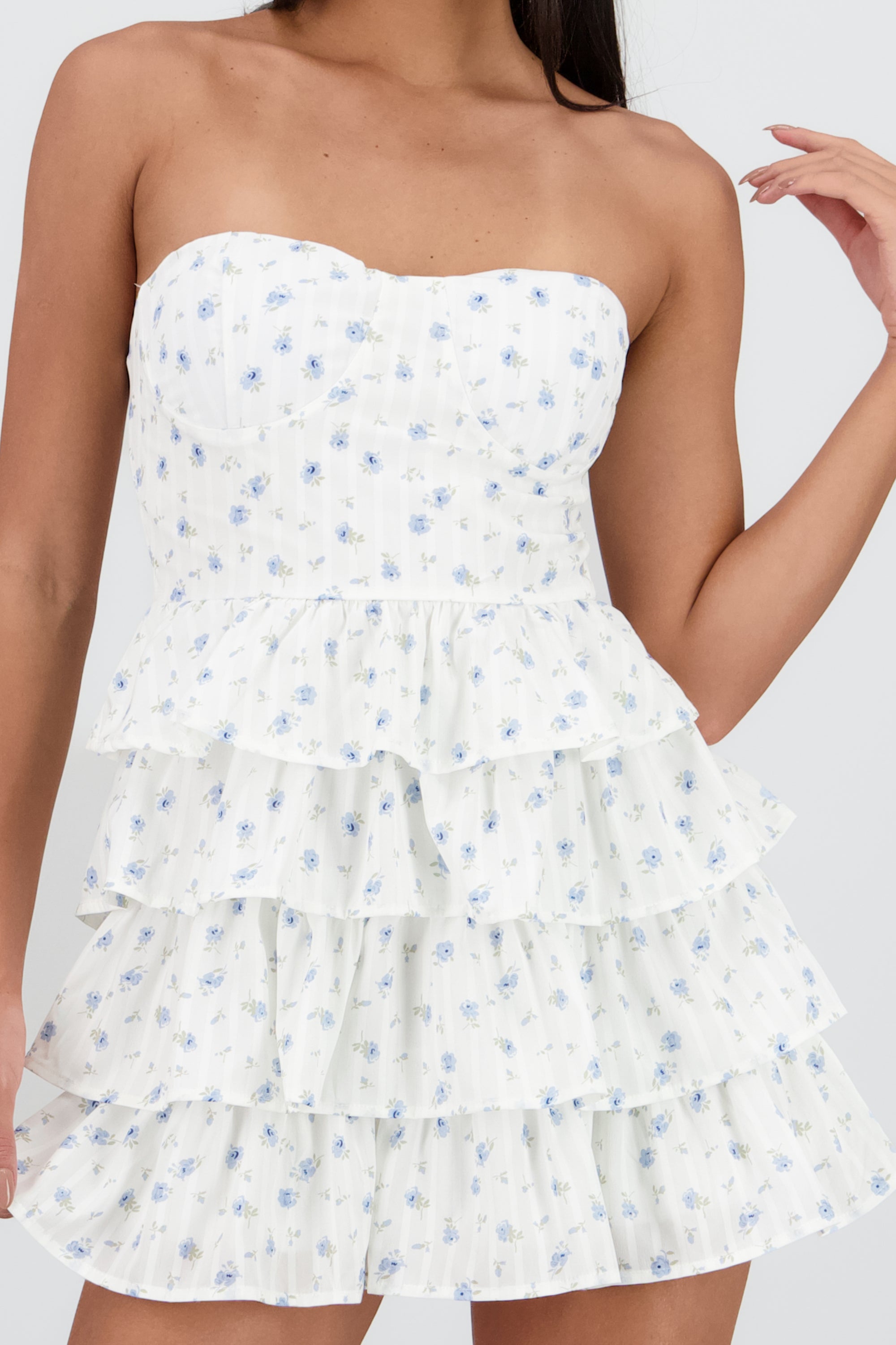 Vestido strapless olanes estampado floral HUESO COMBO