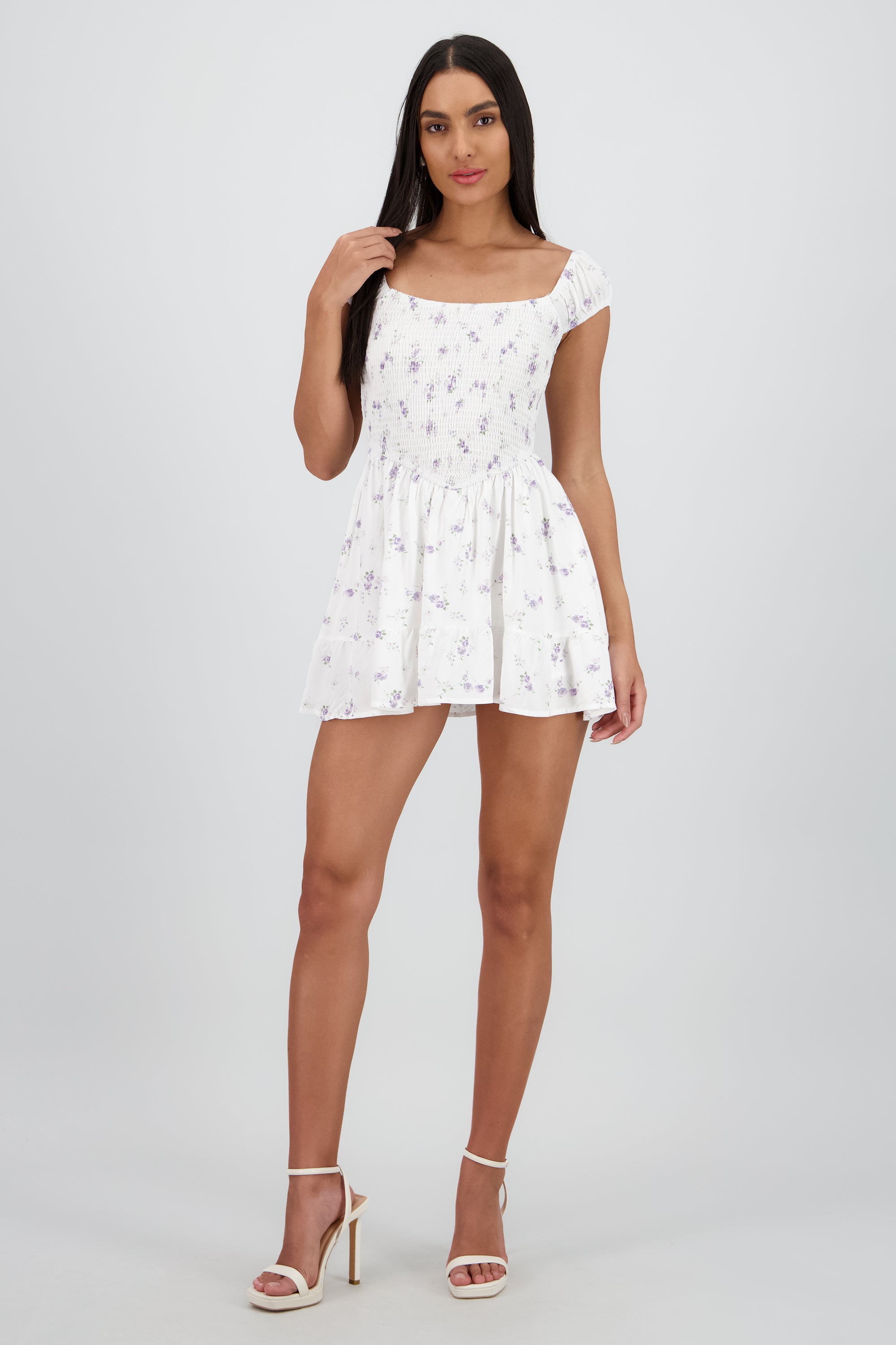 Vestido corto talle fruncido flores forro short BLANCO COMBO