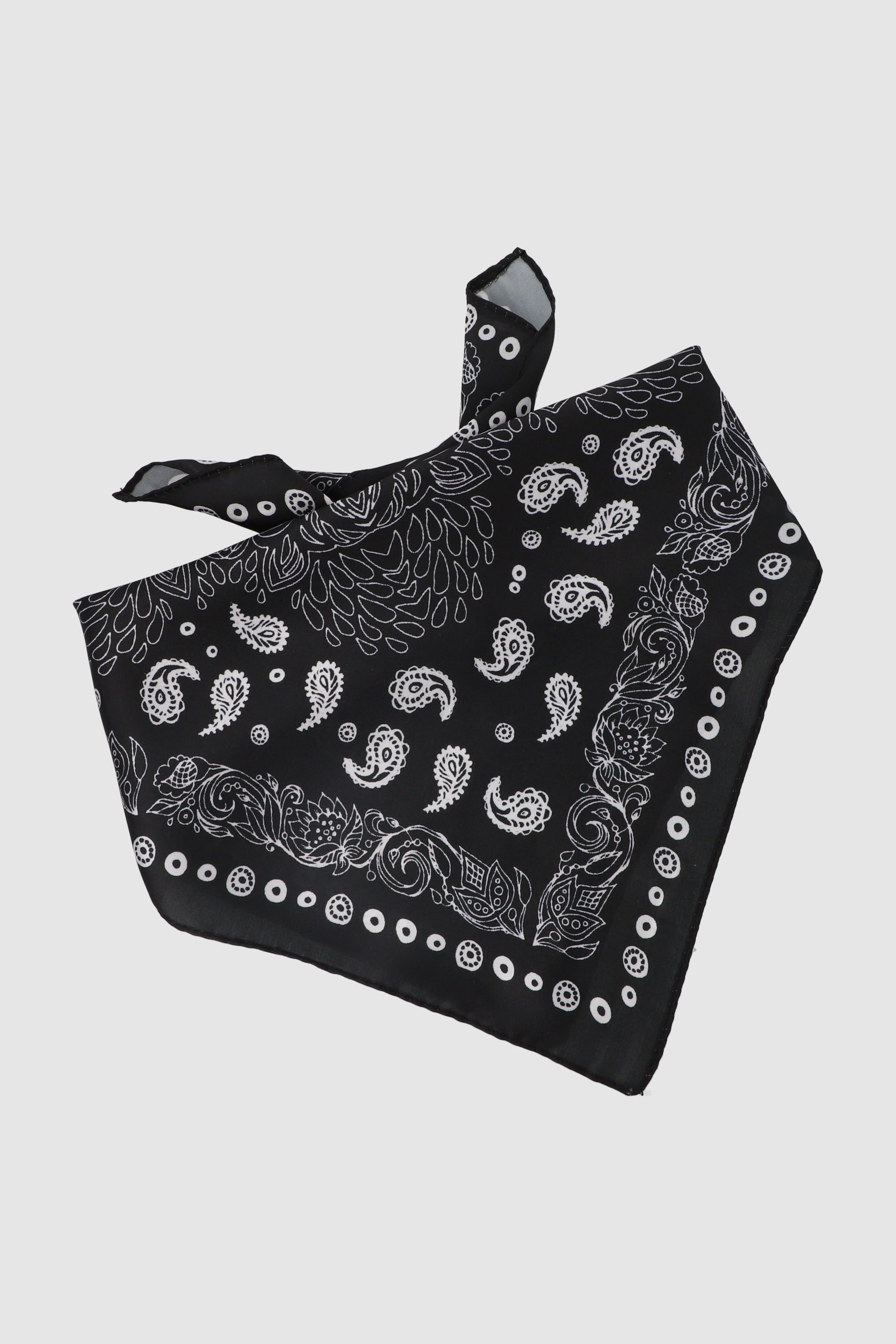 Pañuelo paysleys secillo 45*45 NEGRO