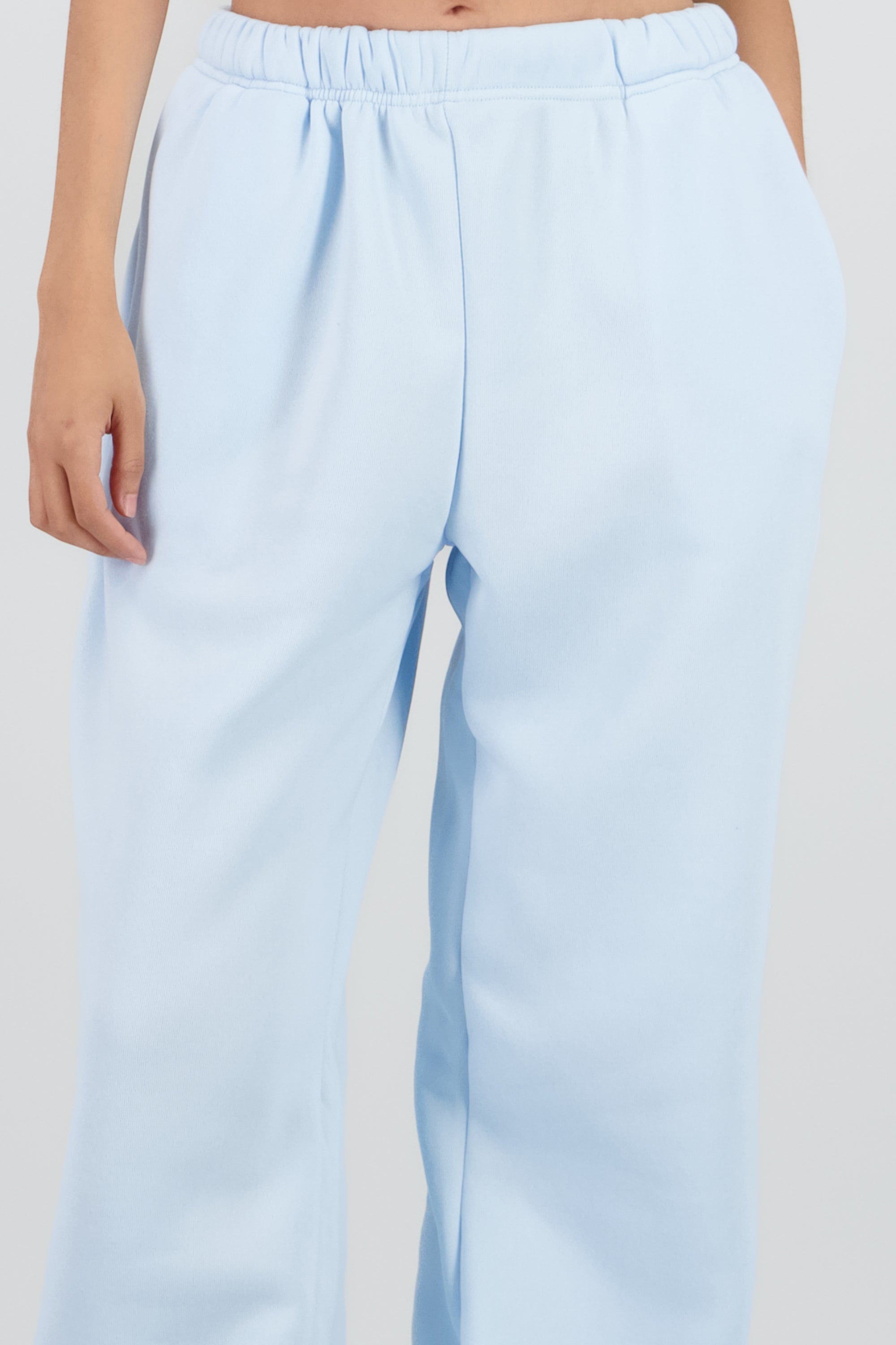 Pants joggers lisos AZUL CIELO