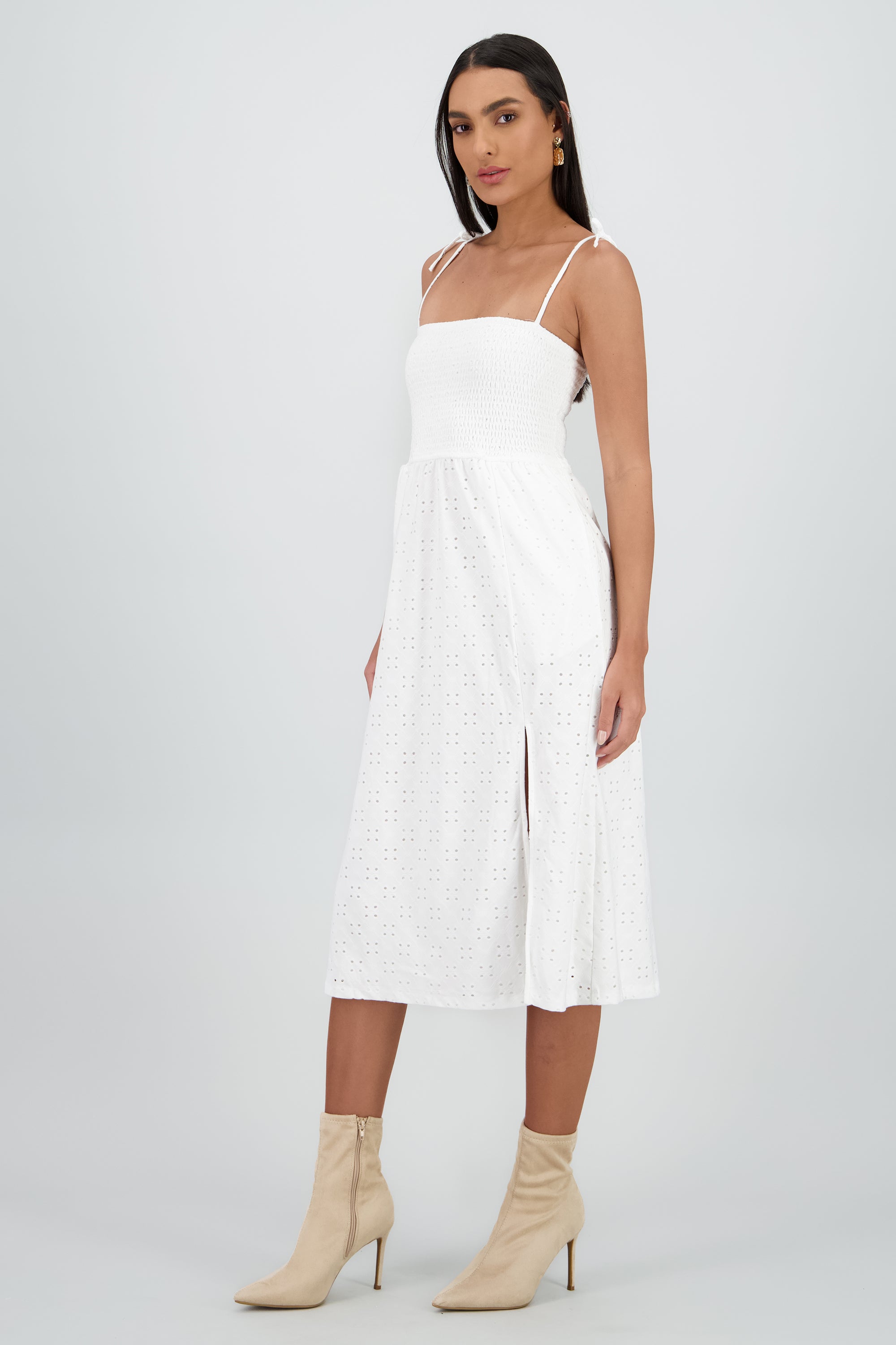 Vestido midi con smock BLANCO