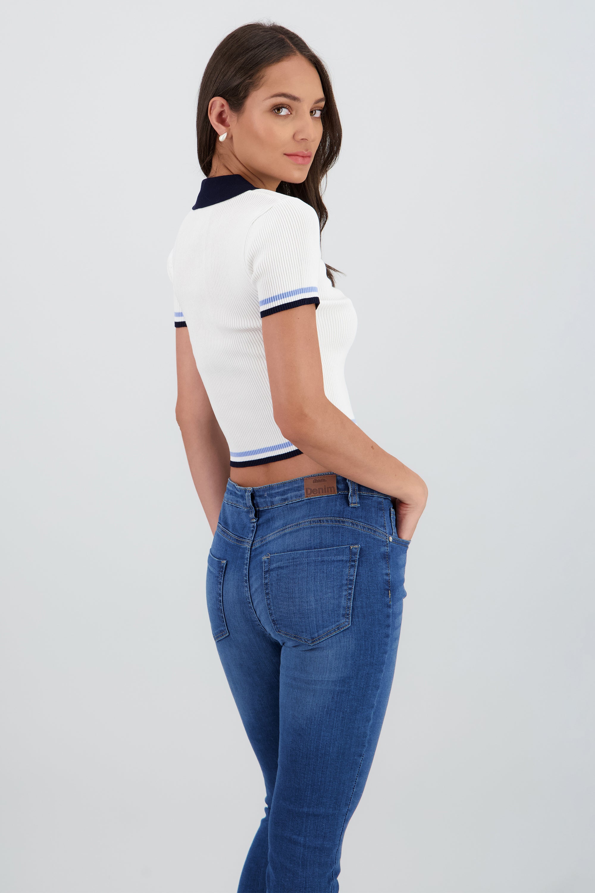 Top tejido manga corta cuello polo BLANCO COMBO