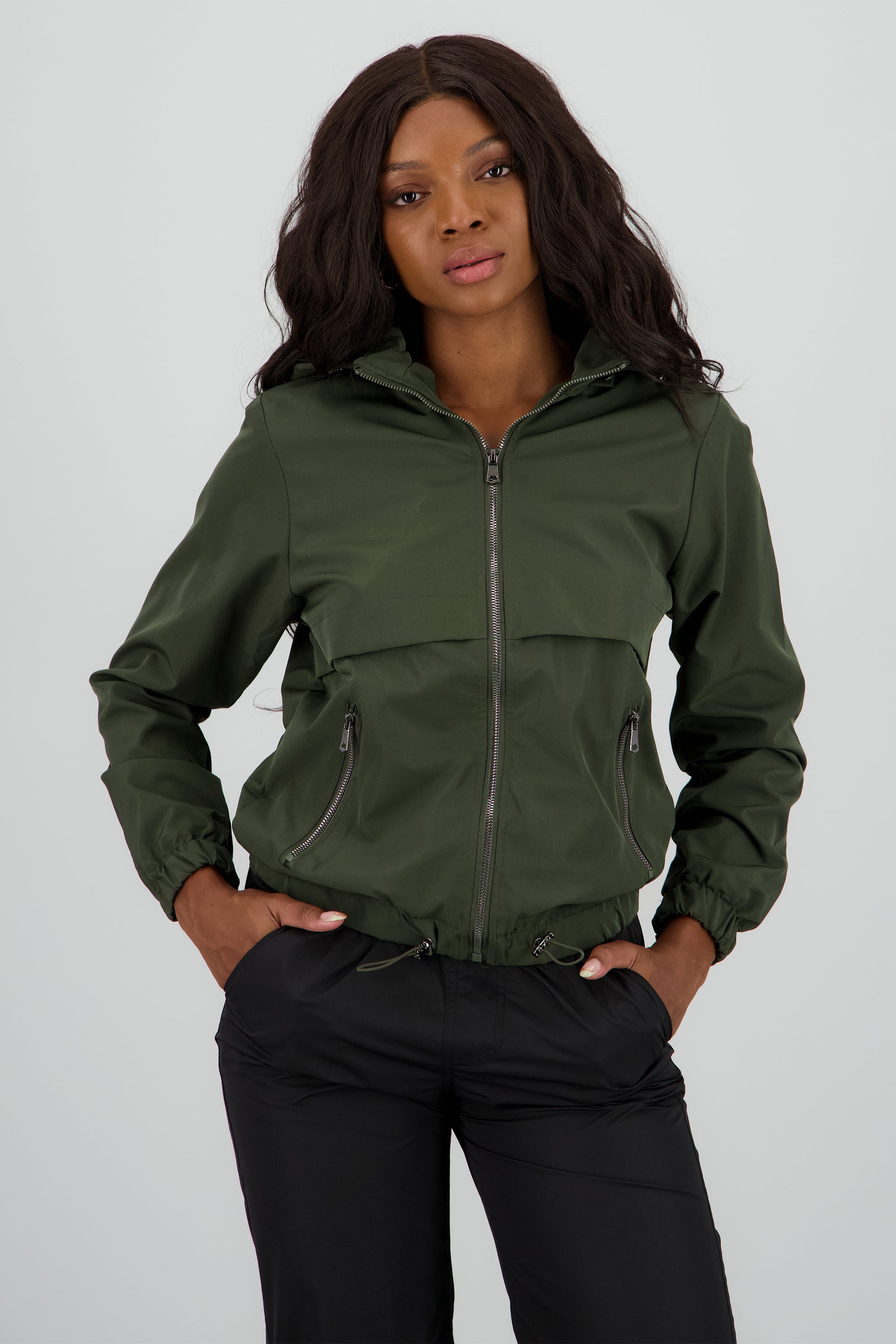 Chamarra ligera lisa OLIVO