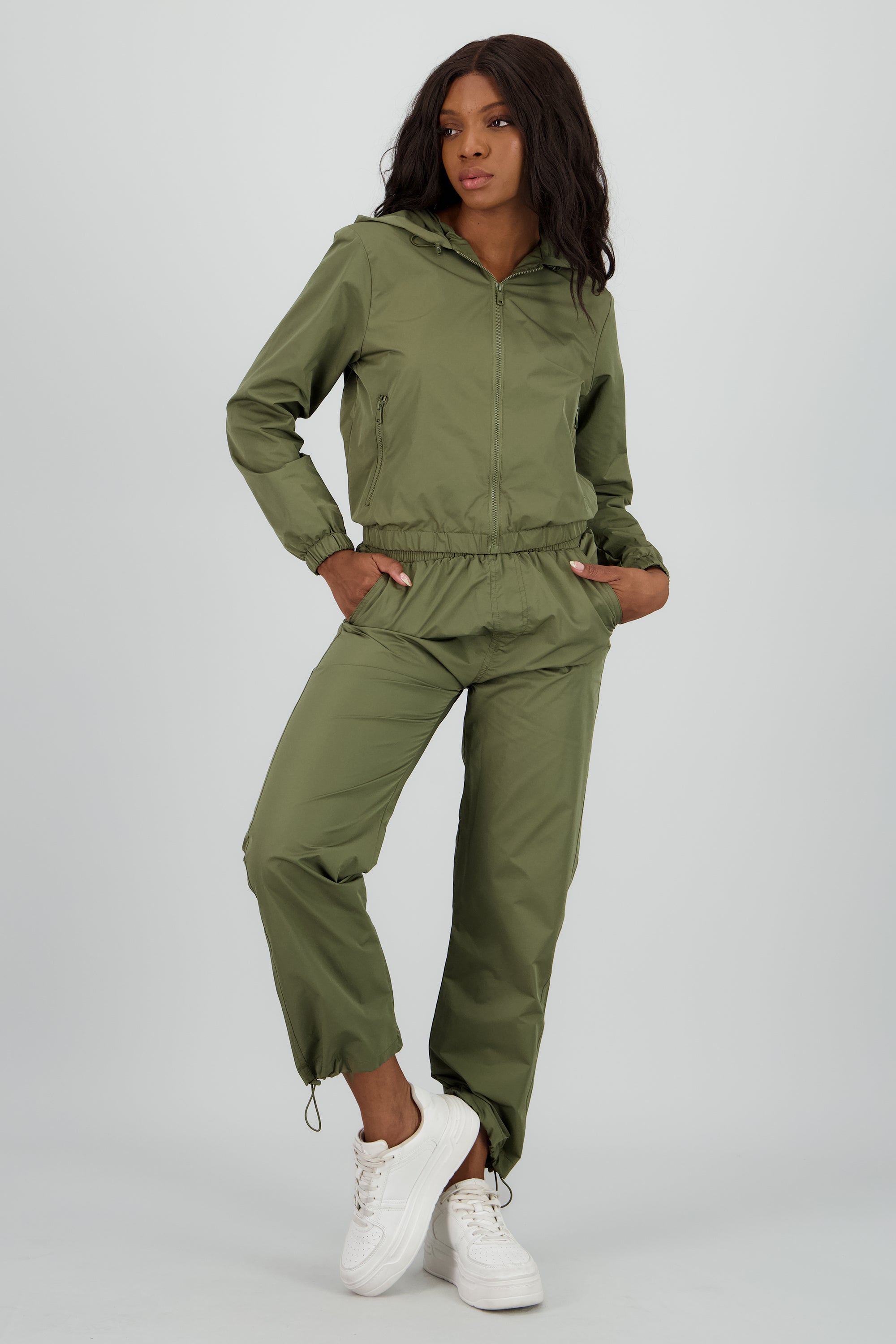 Pantalon jogger liso OLIVO