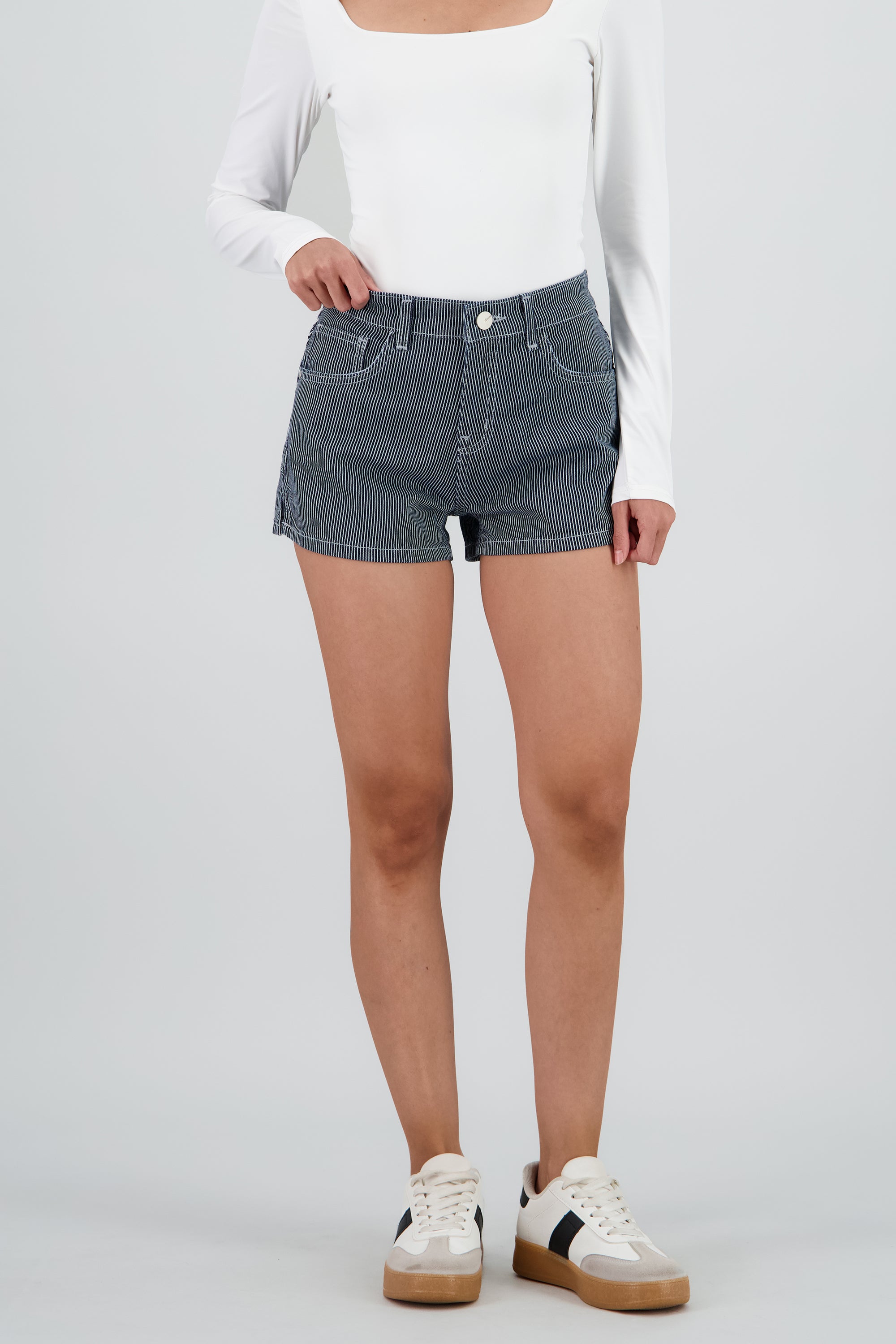 Denim short lineas DARK WASH