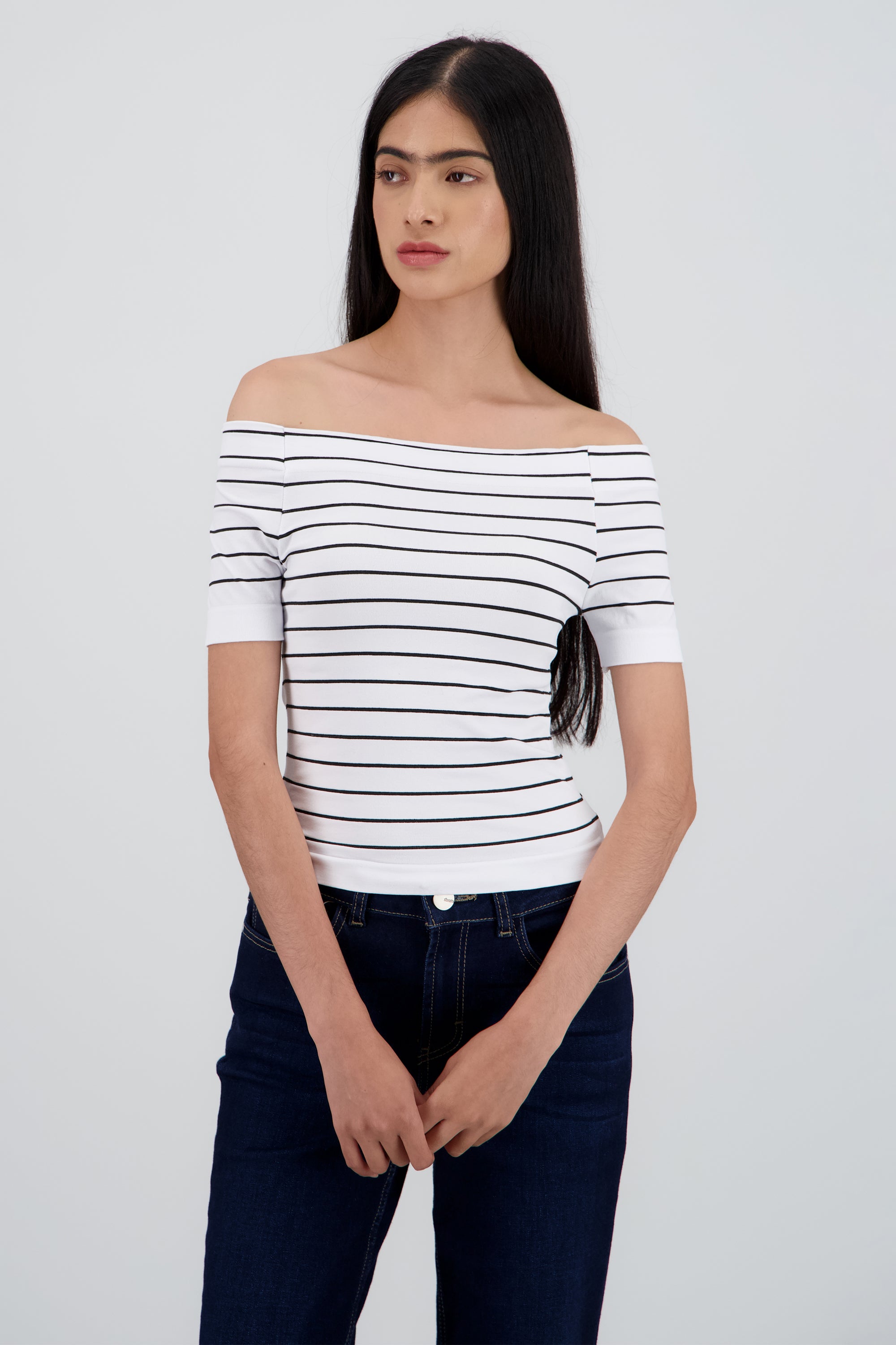 Top rayas off shoulder BLANCO COMBO