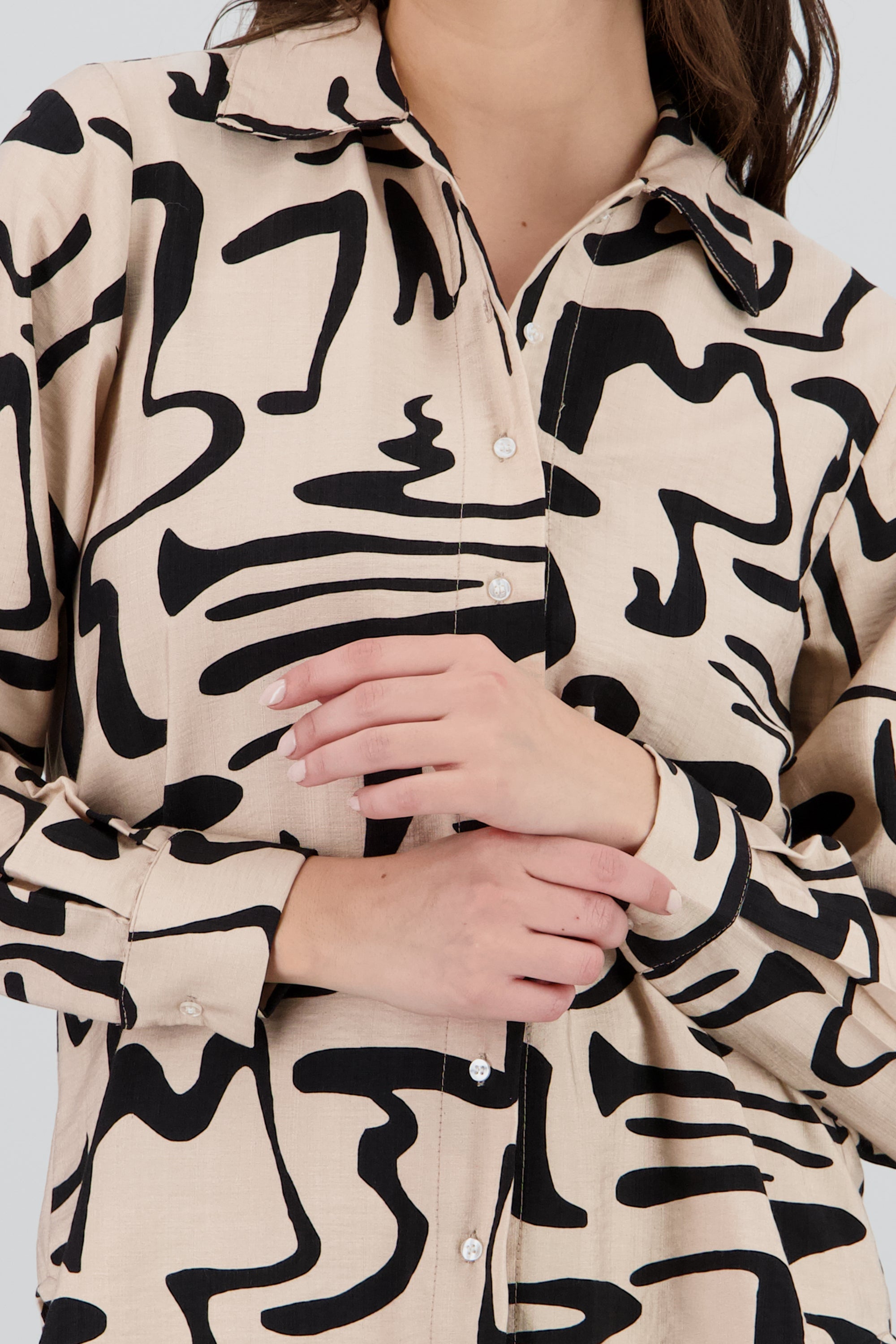 Camisa oversize estampado figuras KHAKI COMBO