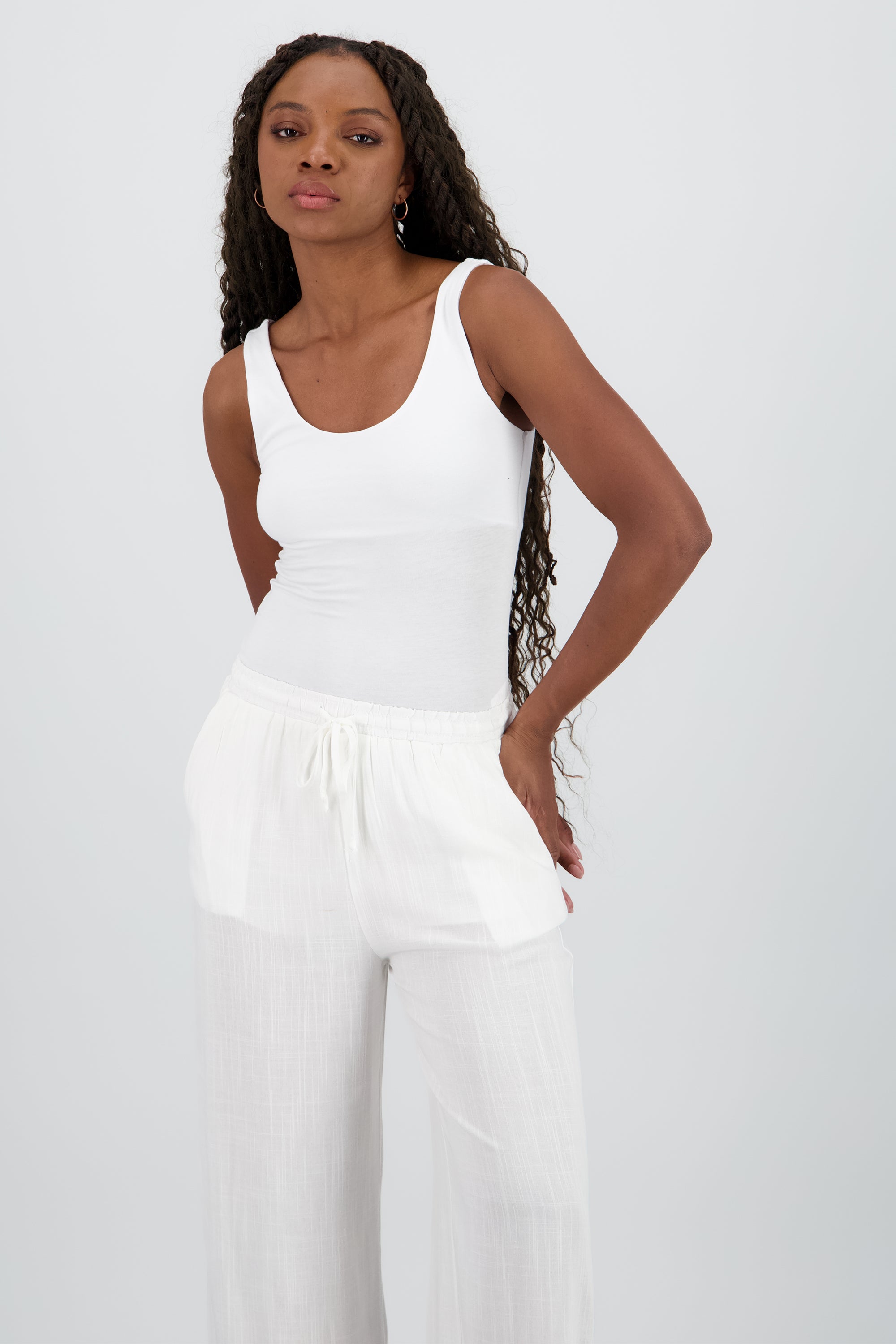 Body liso tirantes escote redondo BLANCO