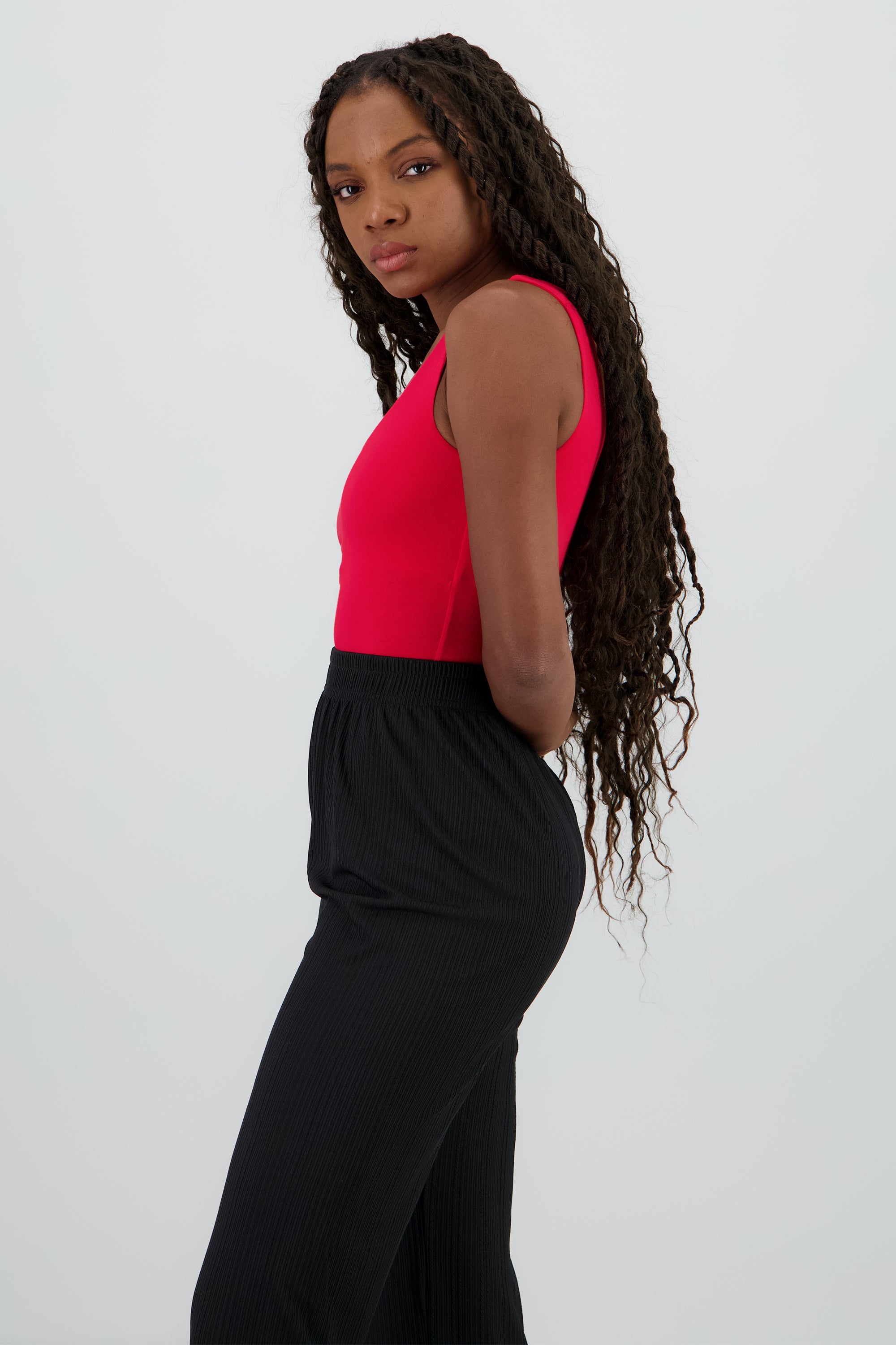 Body liso tirantes escote redondo ROJO