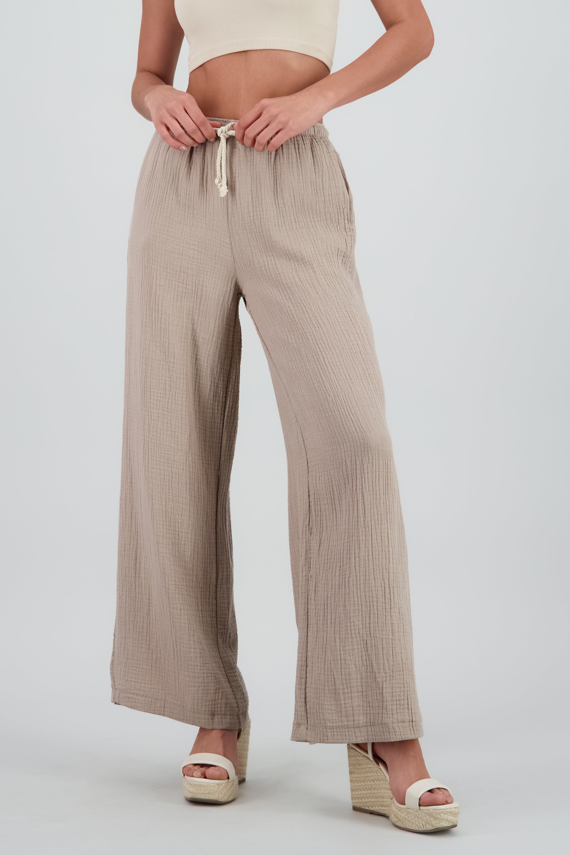 Pantalones fluidos textura KHAKI