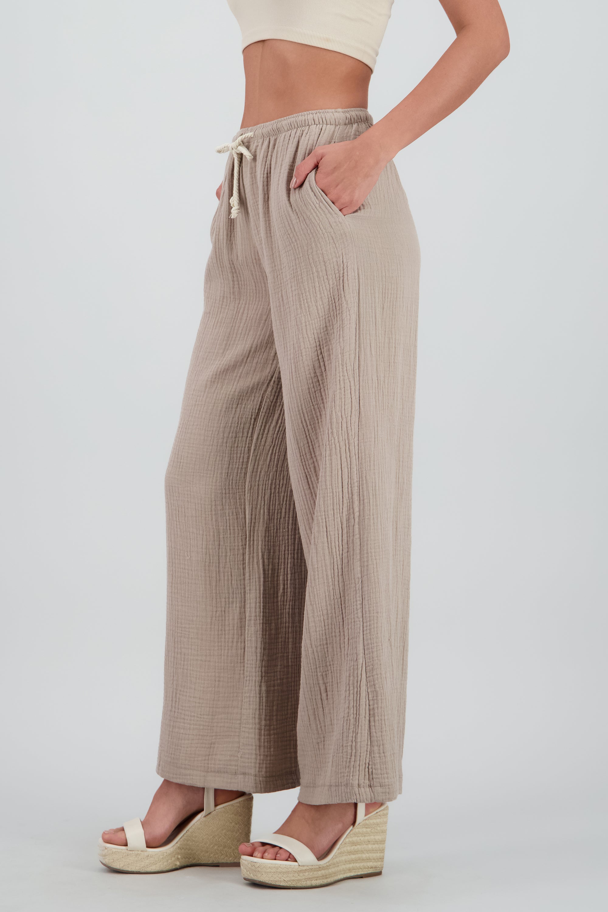 Pantalones fluidos textura KHAKI