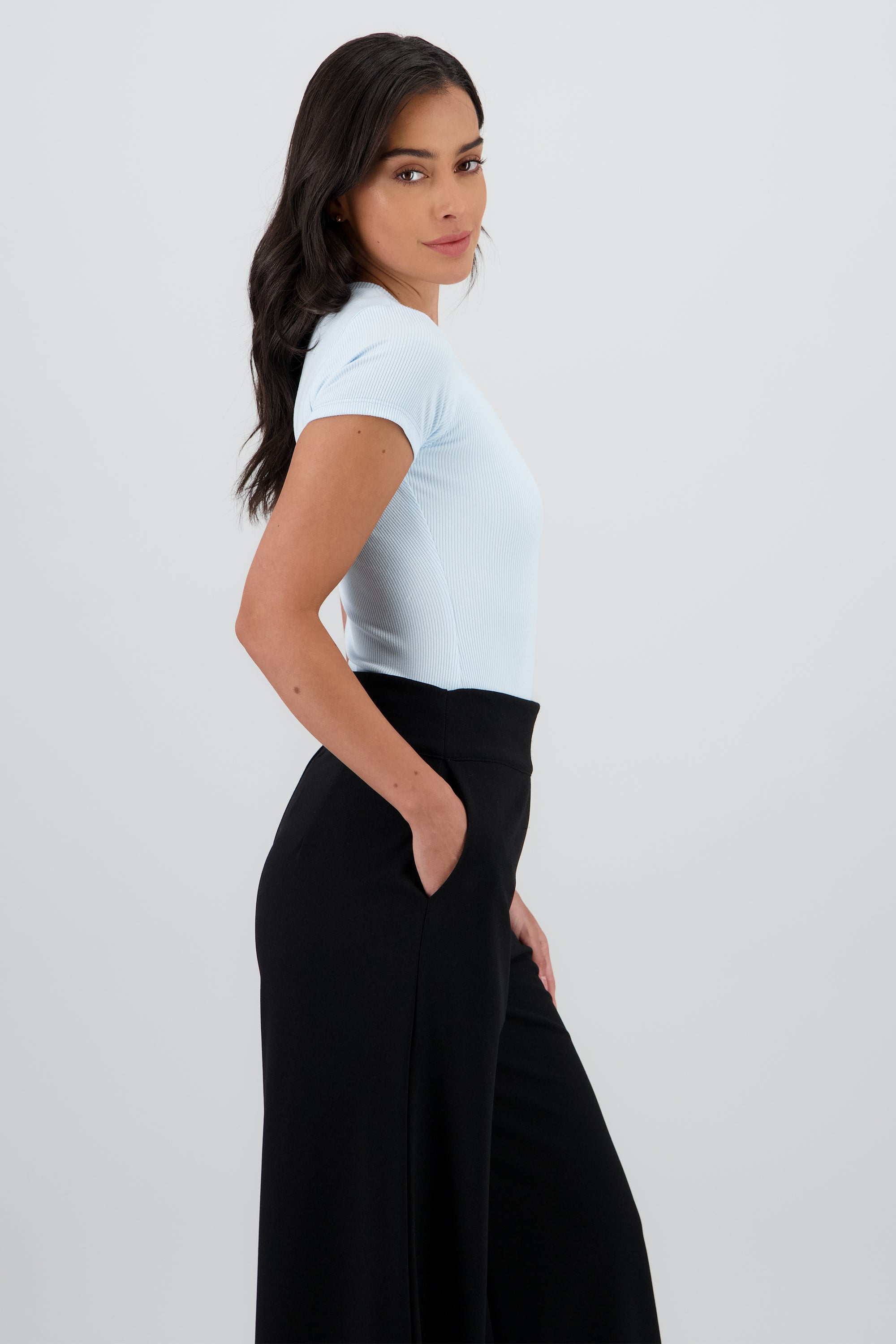 Bodysuit rib manga corta AZUL CIELO