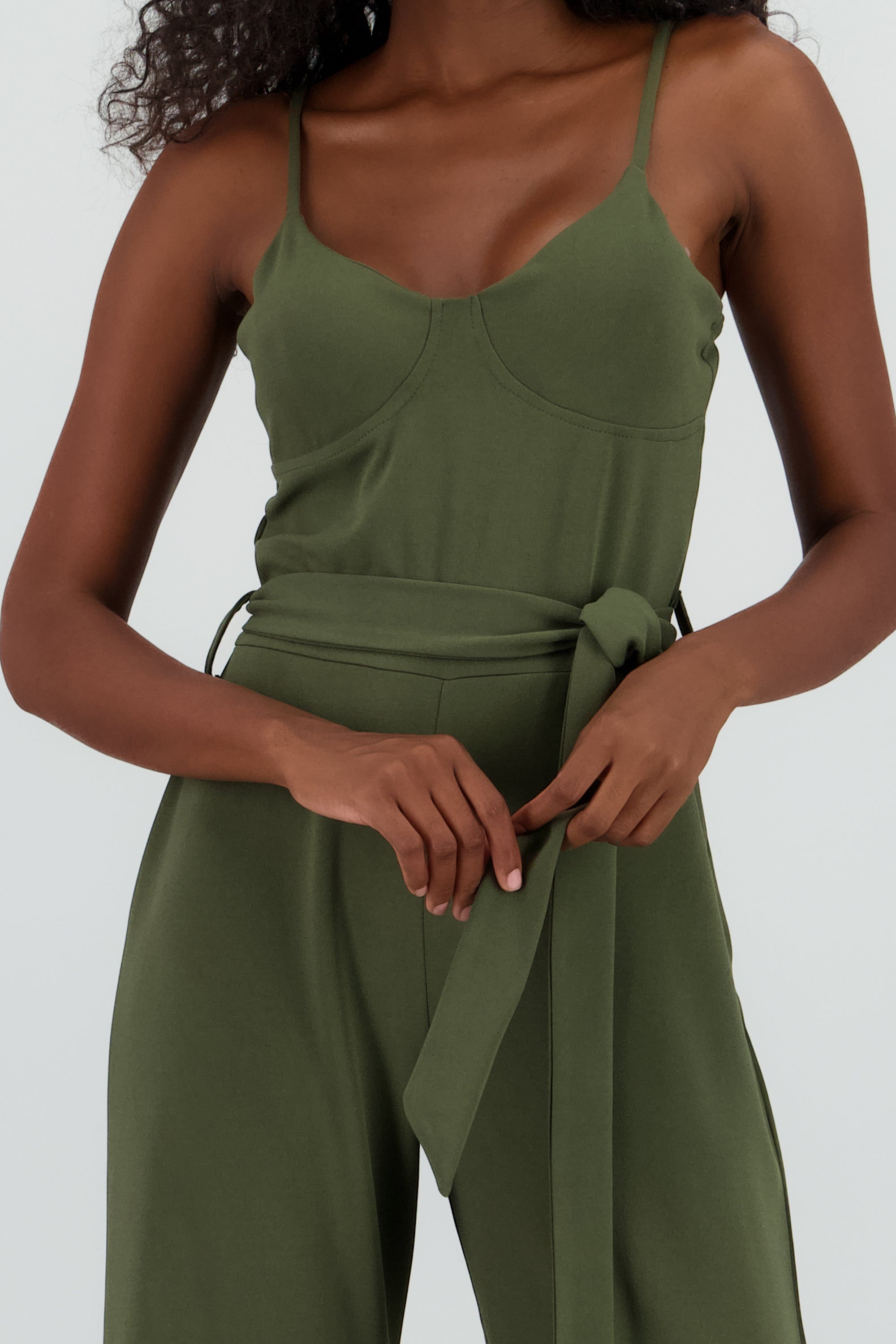 Jumpsuit tirantes detalle copas lazo OLIVO