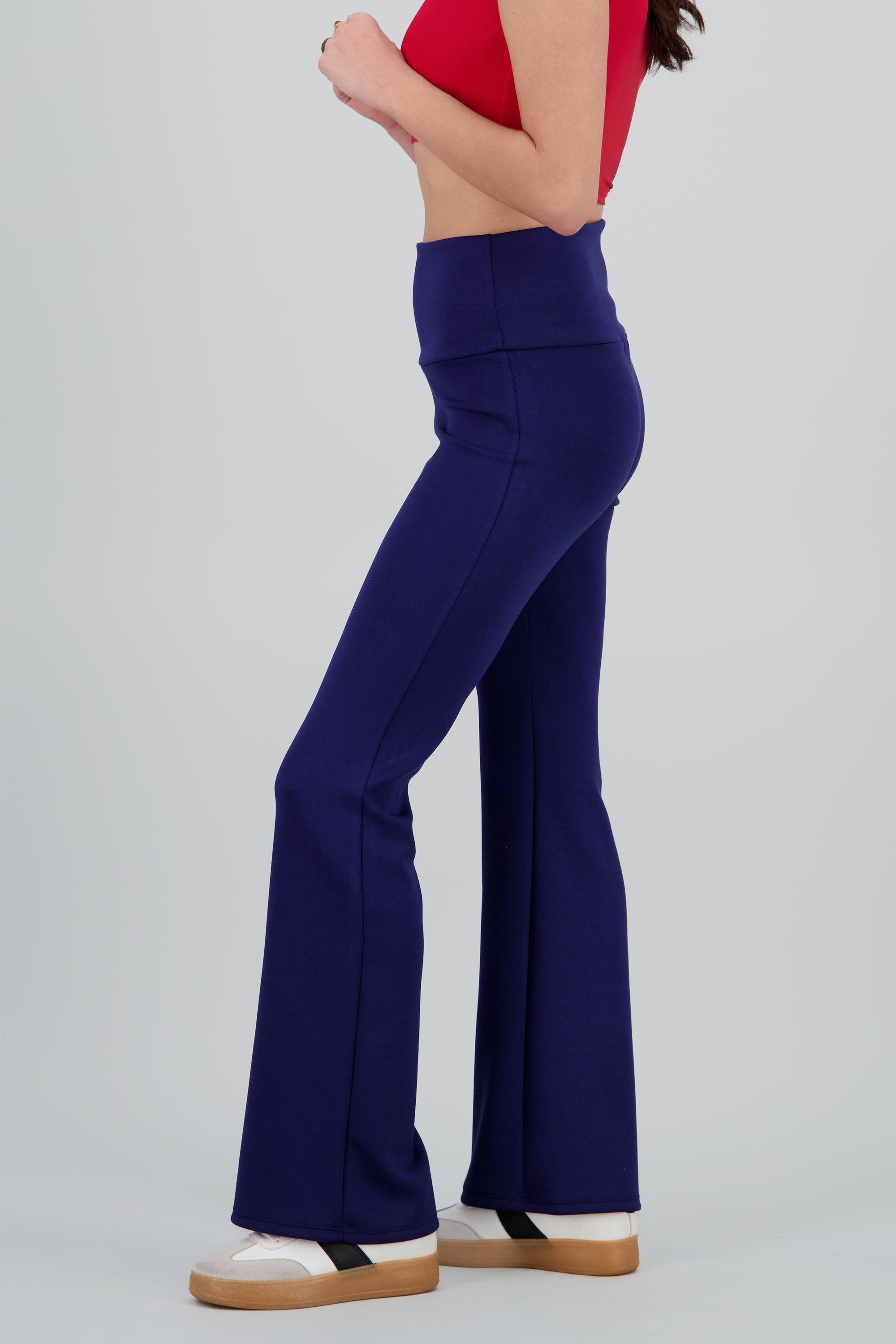 Pantalon flare liso detalle dobles AZUL