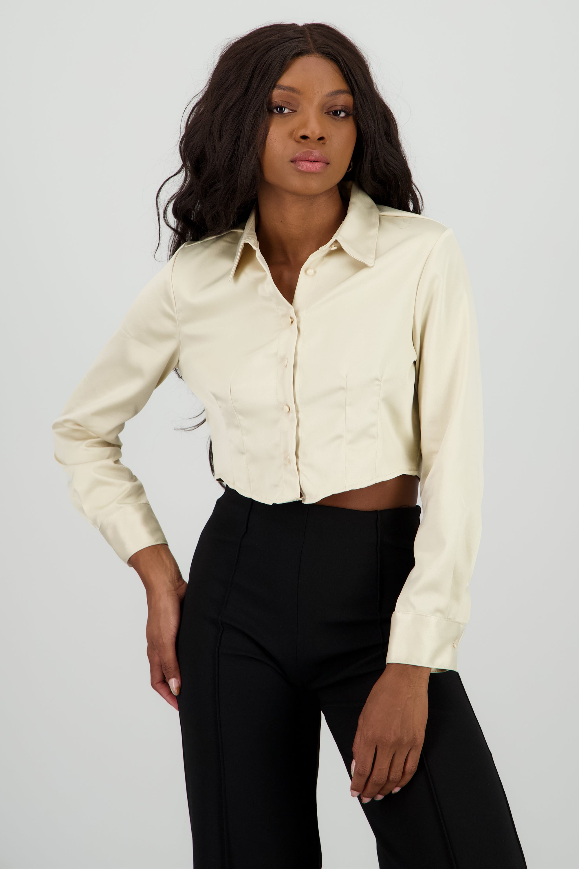 Camisa manga larga cuello detalle pinza ARENA