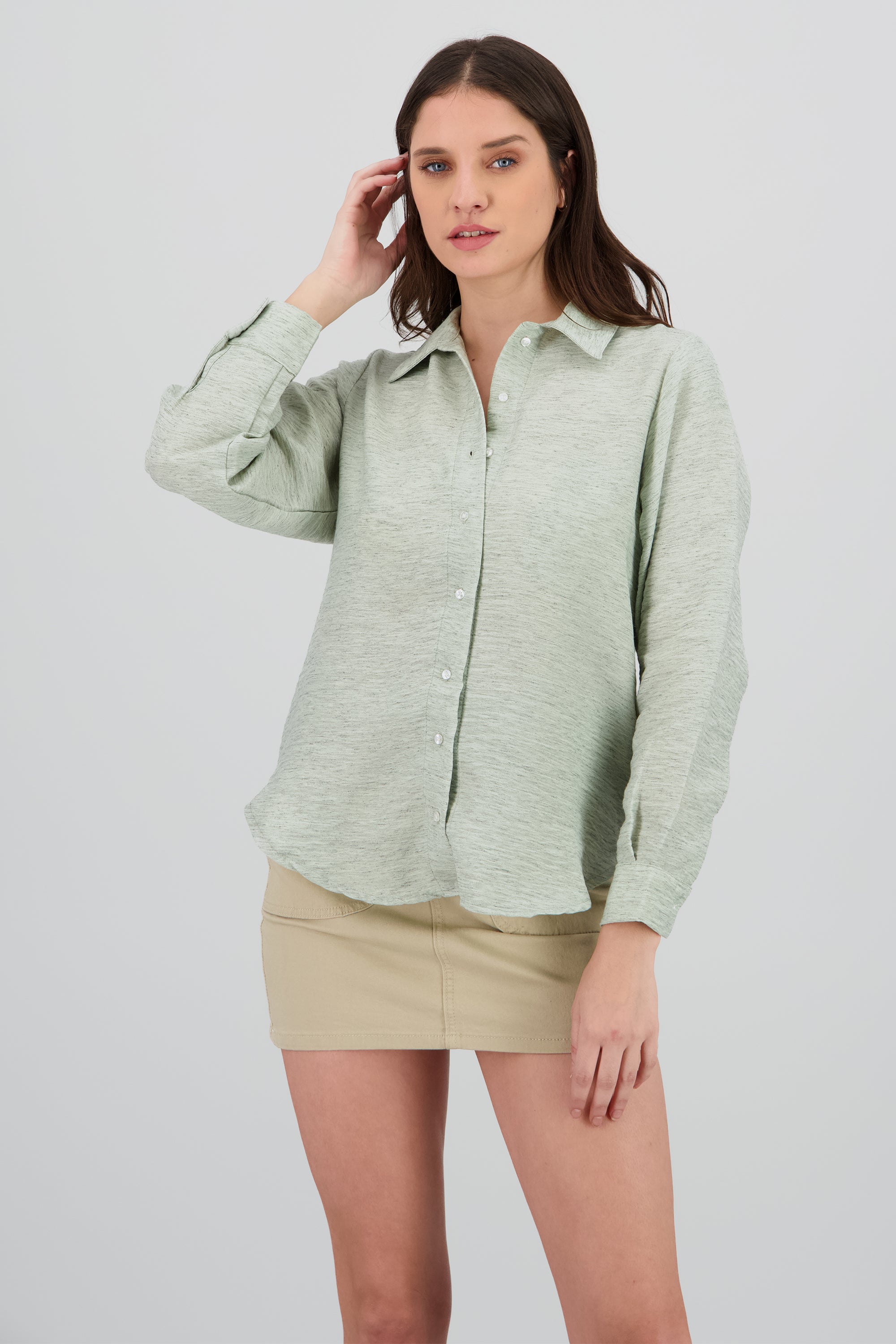 Camisa oversize fluida manga larga ligera VERDE