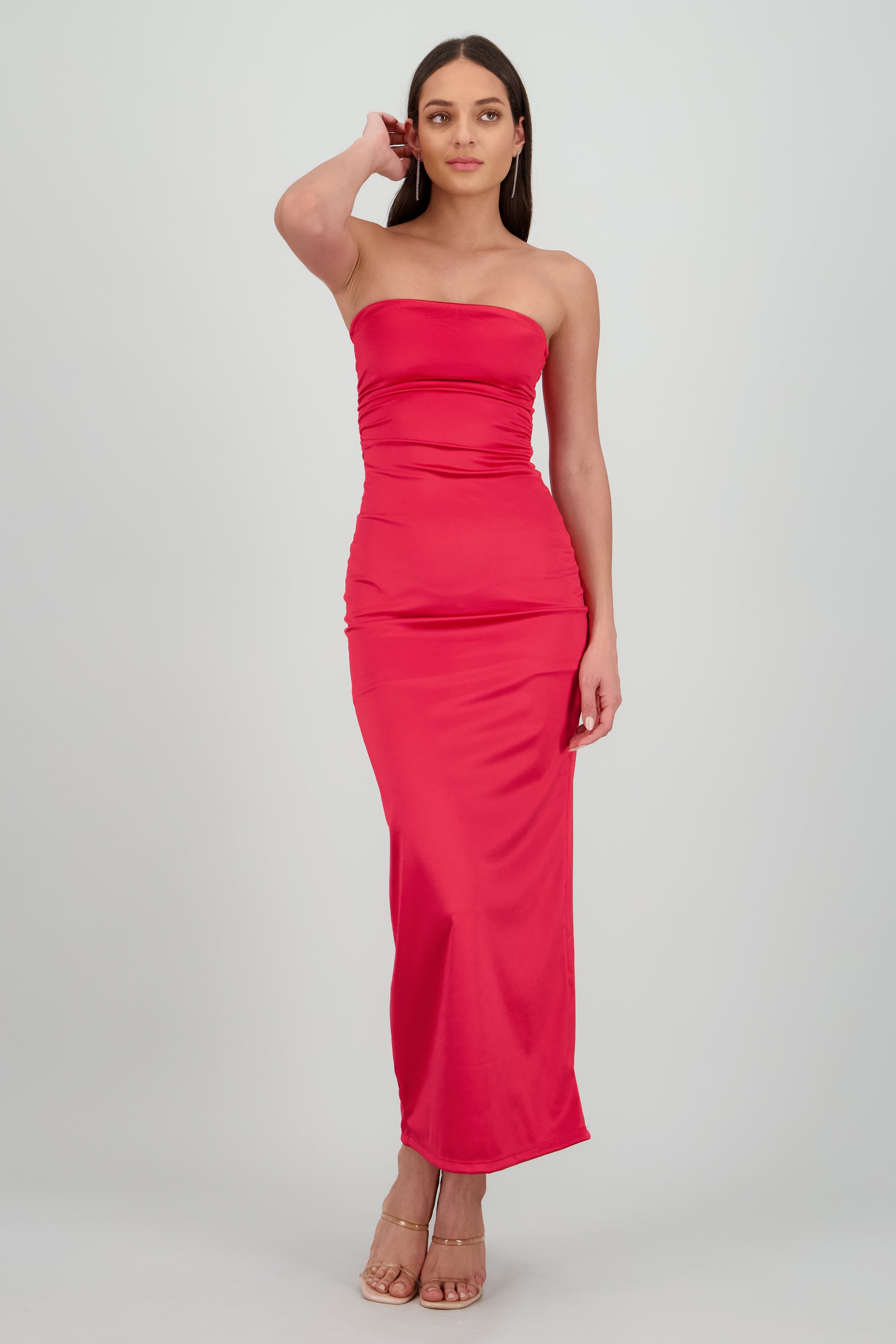 Vestido maxi satin strapless drapeado ROJO
