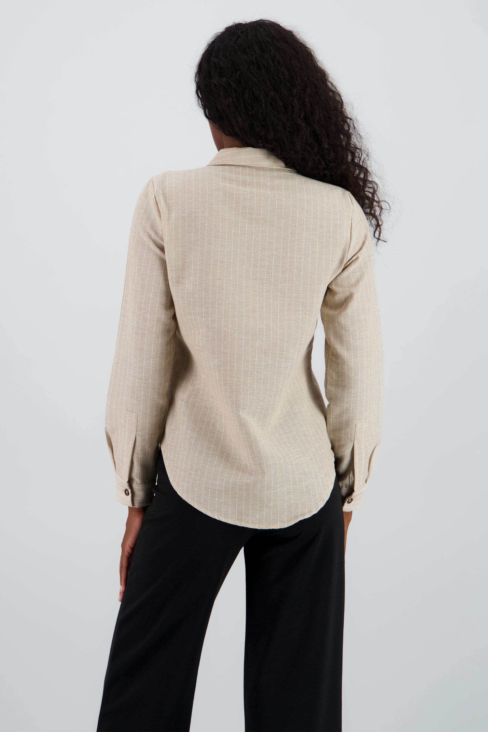 Camisa manga larga rayas detalle botones KHAKI