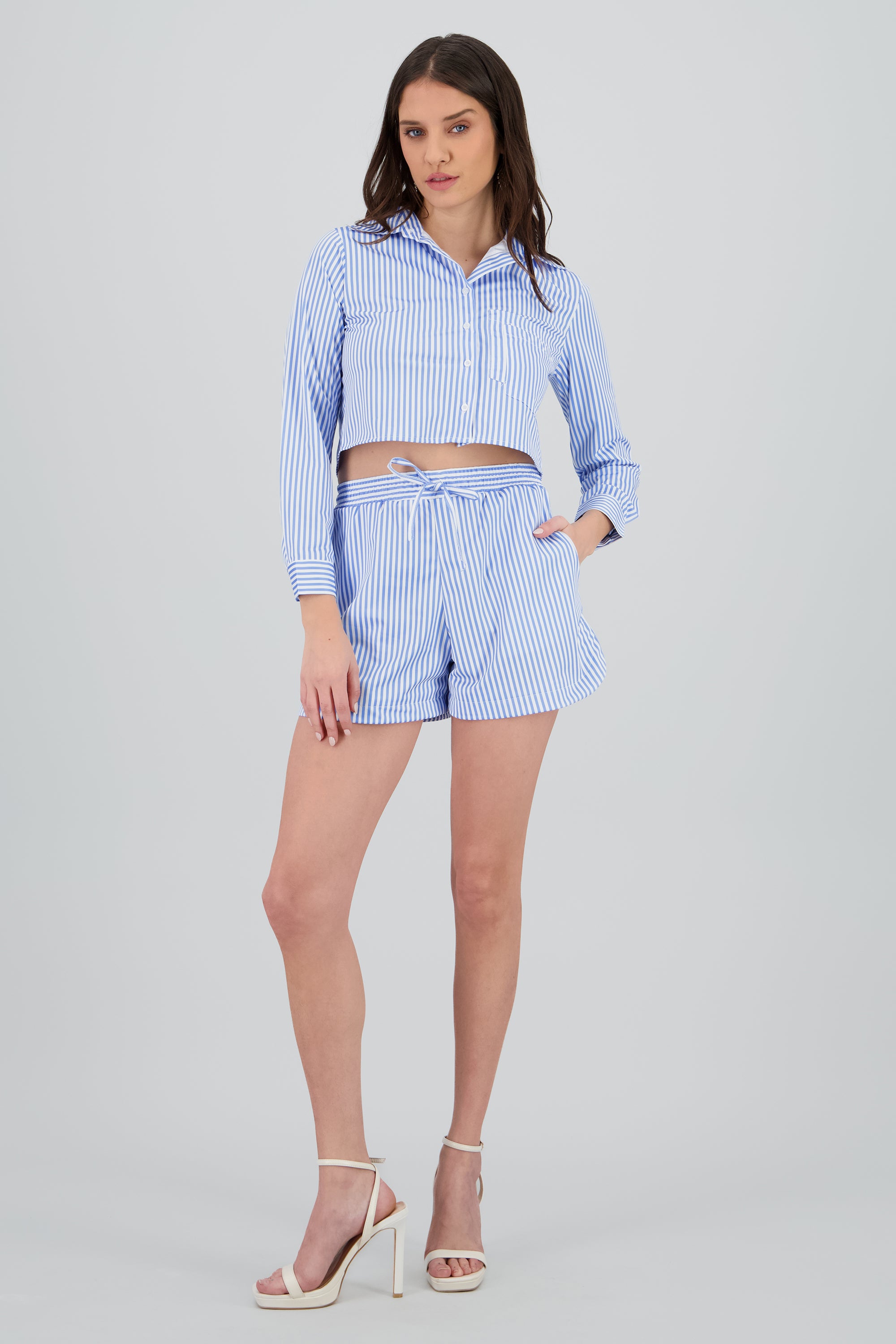 Shorts rayas detalle resorte jareta AZUL COMBO