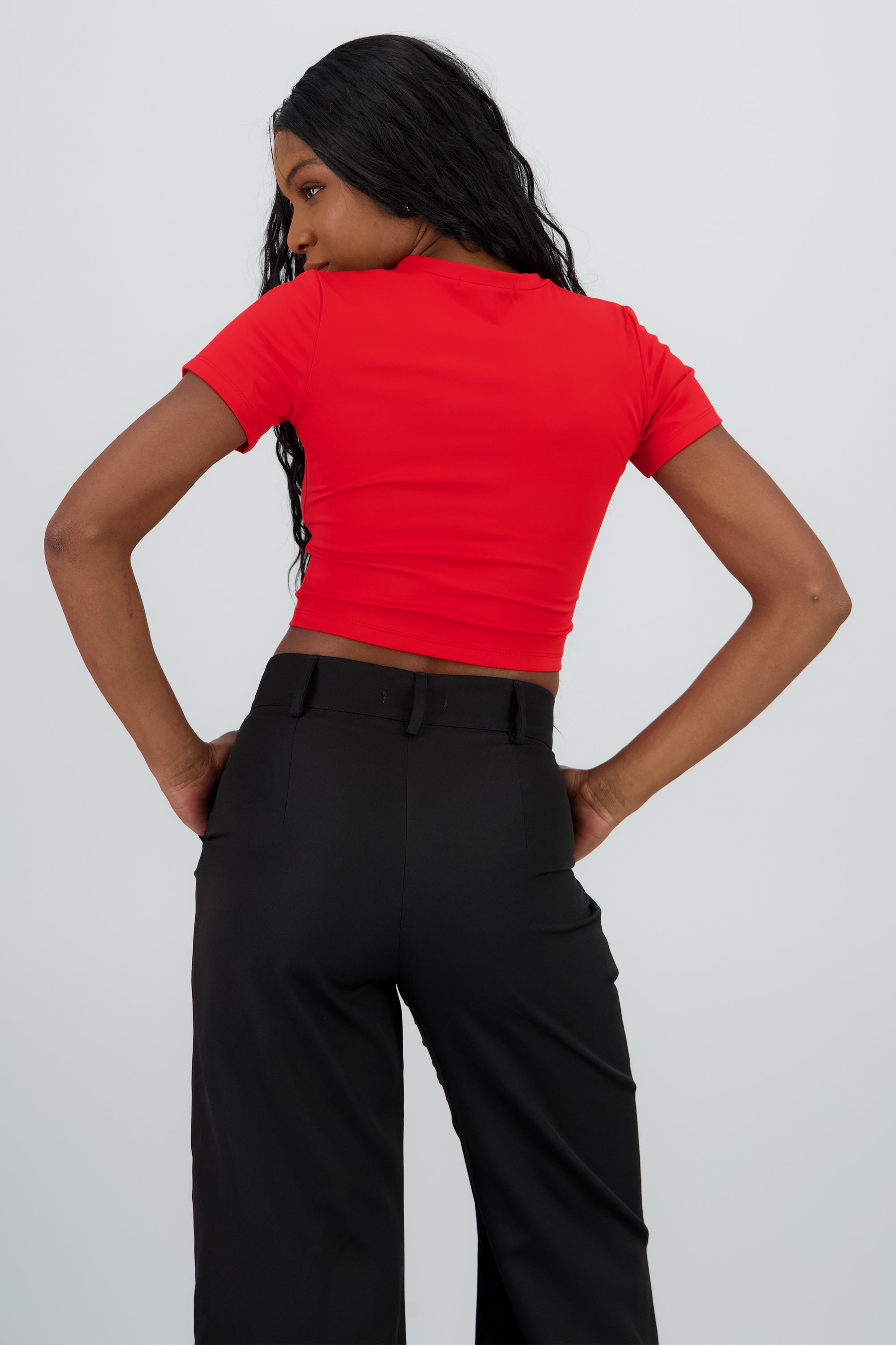 Top manga corta cuello redondo liso ROJO