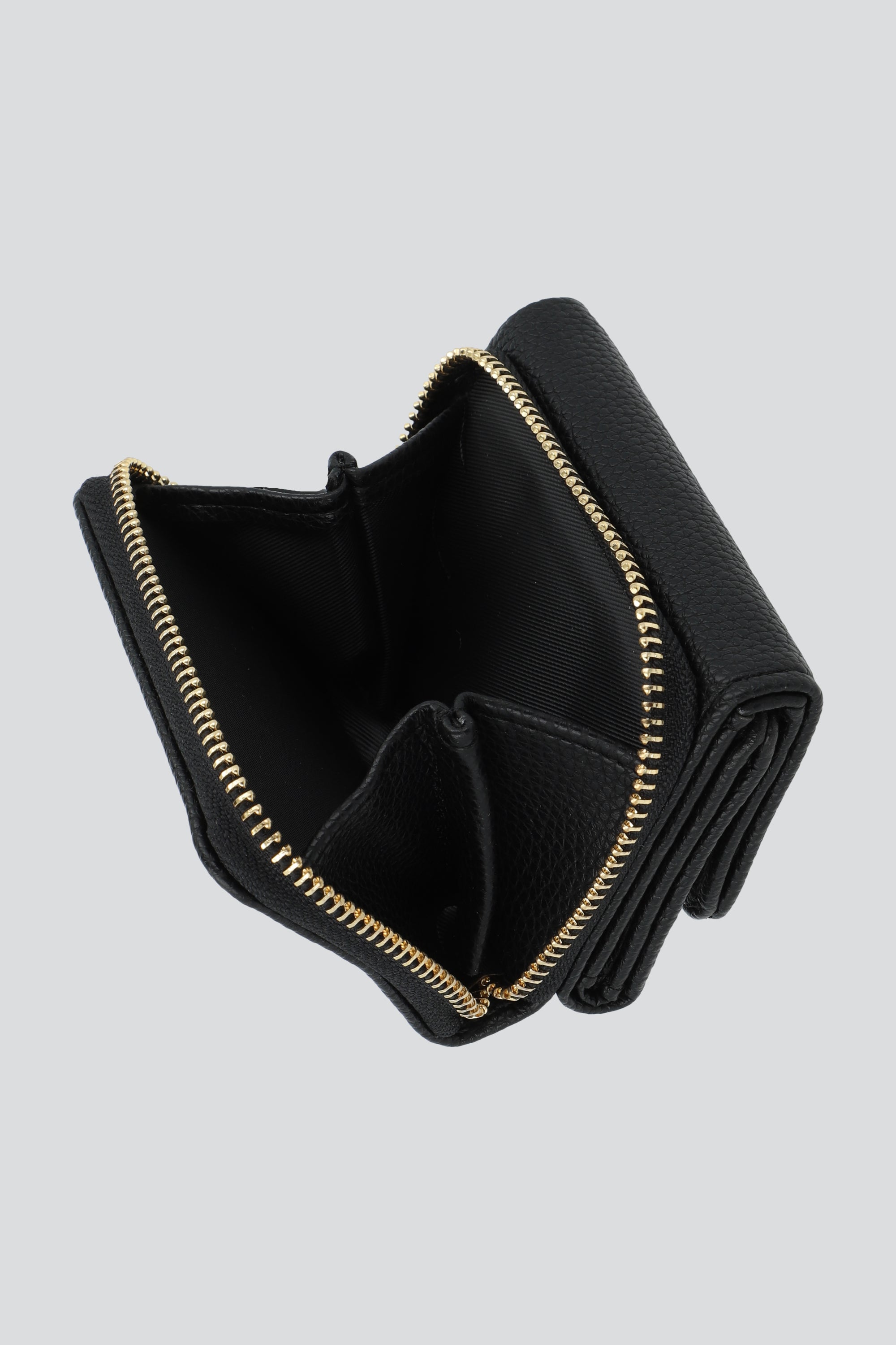 Cartera sencilla cierre NEGRO