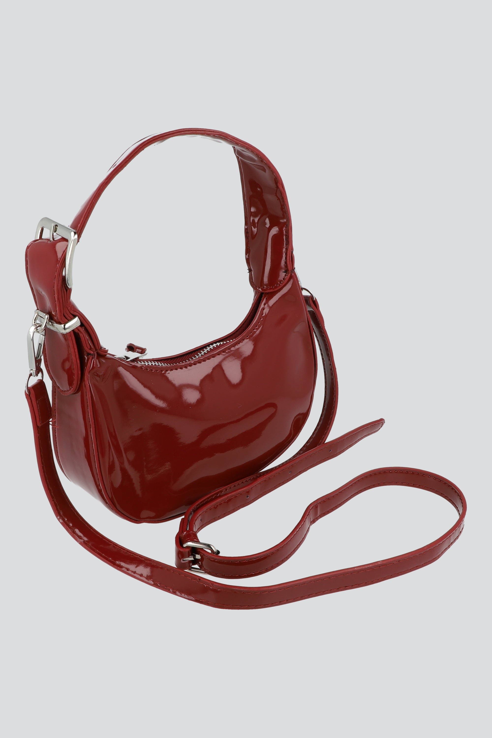 Bolsa mini charol half moon VINO