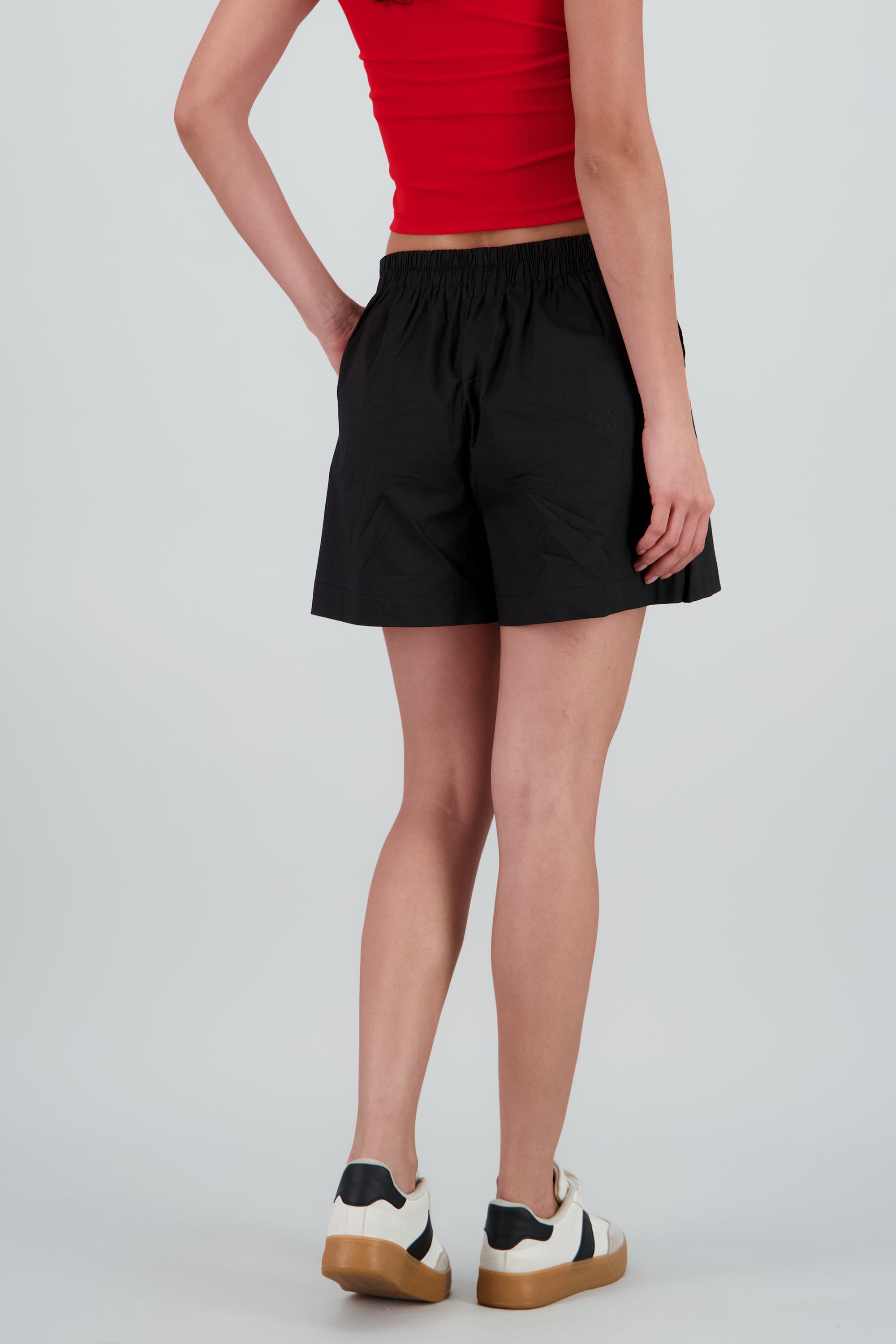 Falda short tableada NEGRO