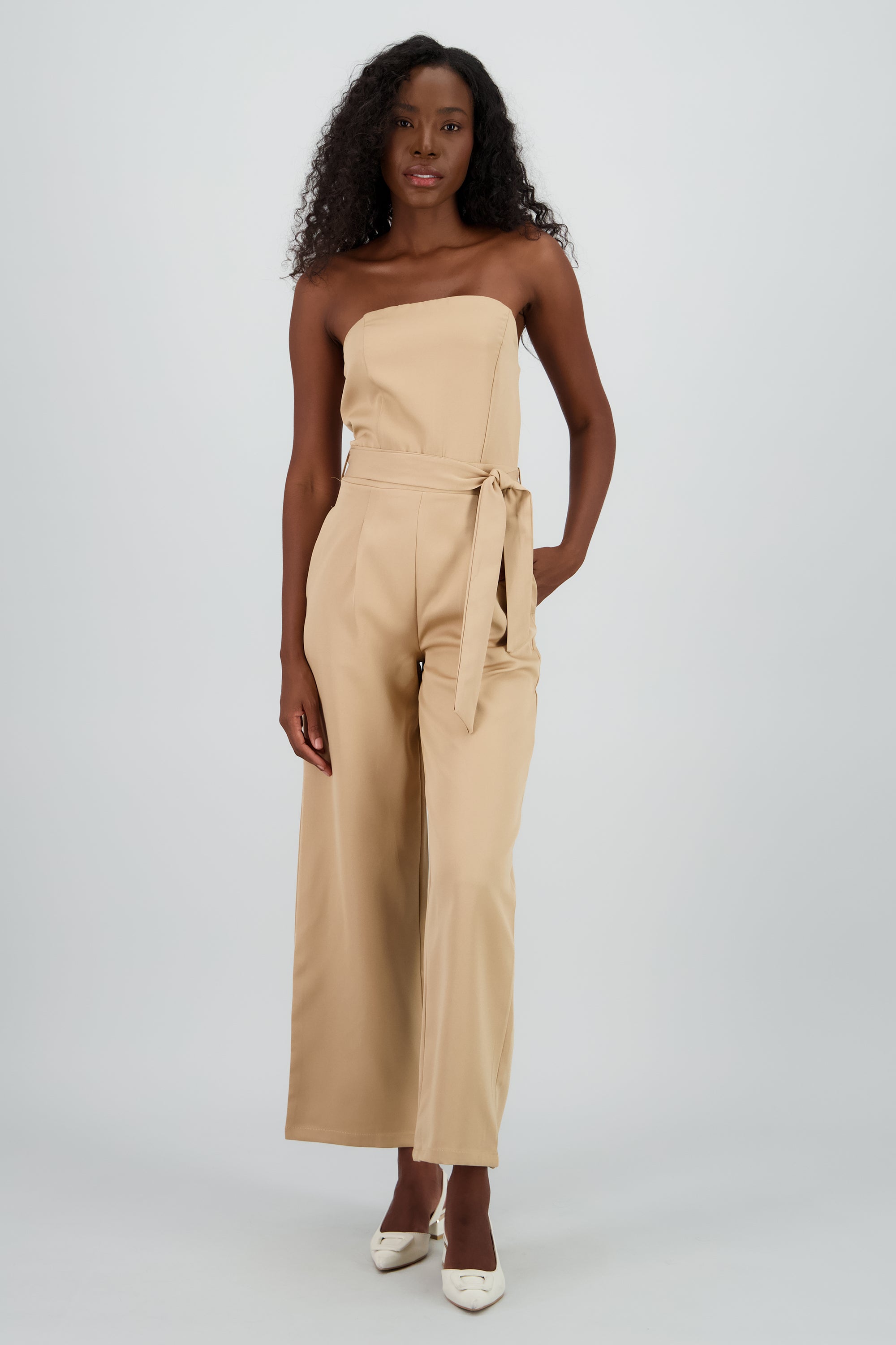 Jumpsuit strapless con cinto CAMELLO