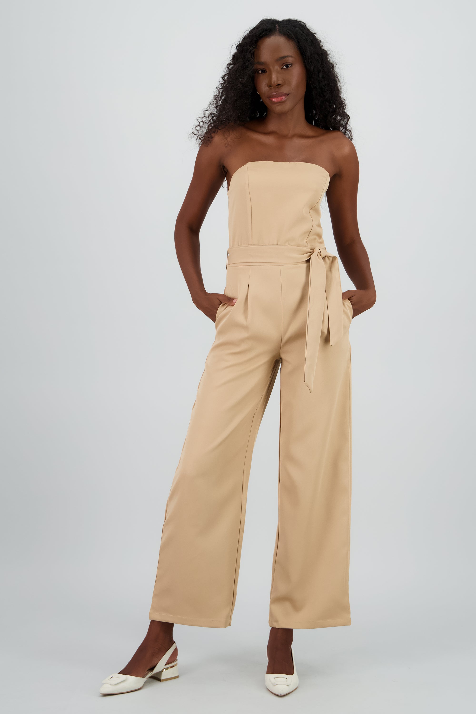 Jumpsuit strapless con cinto CAMELLO