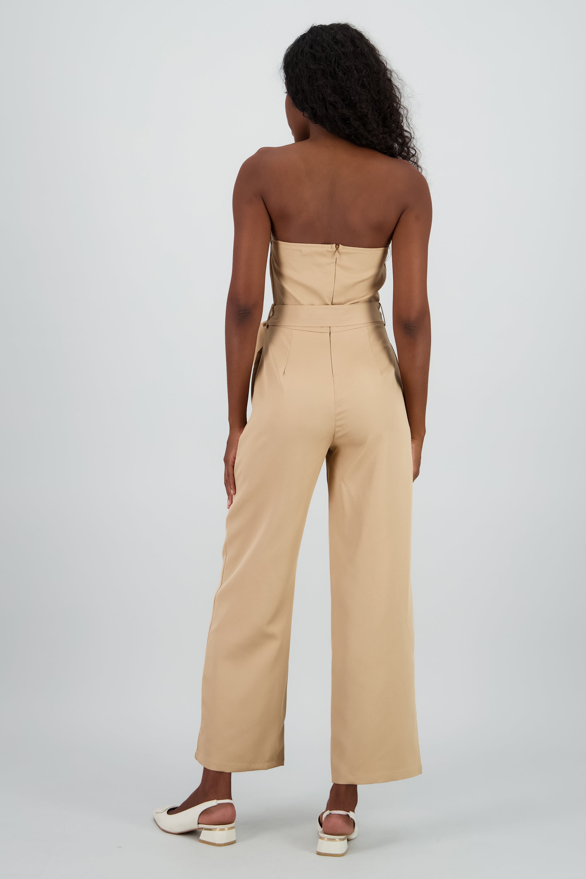 Jumpsuit strapless con cinto CAMELLO