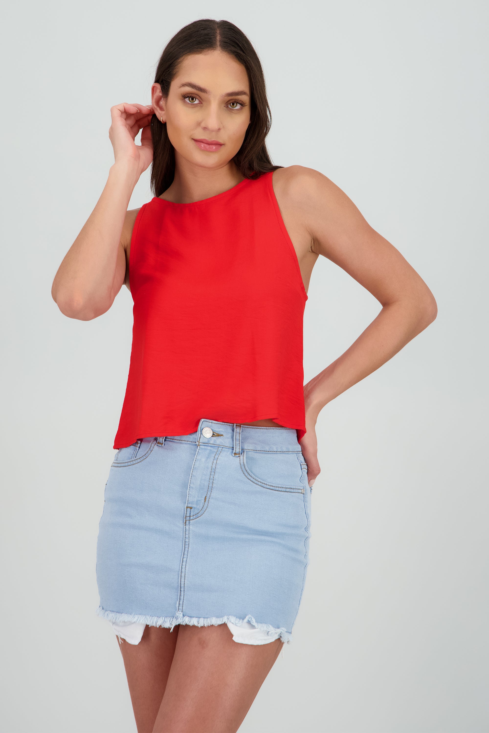 Blusa fluida sin manga ROJO