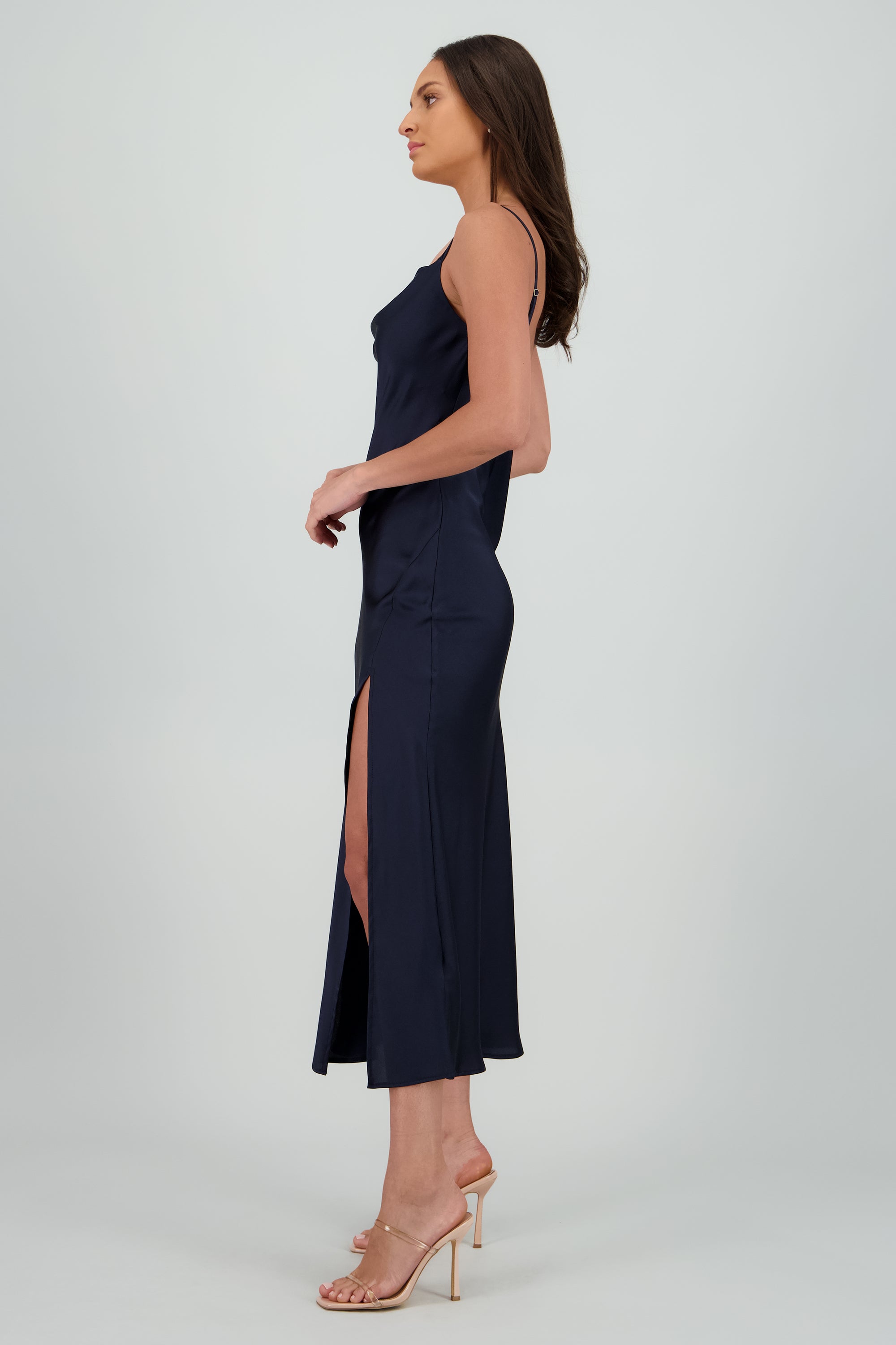 Vestido maxi satin escote columpio MARINO