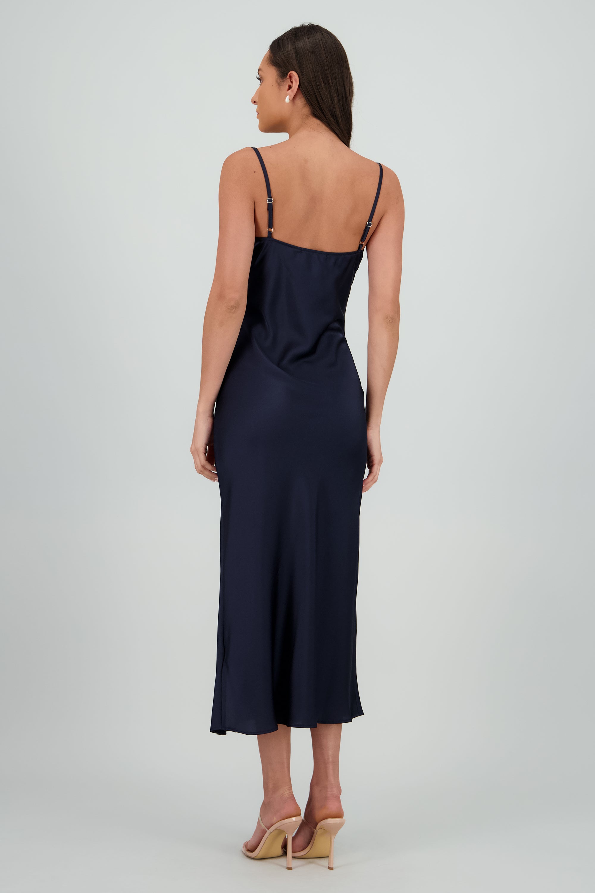 Vestido maxi satin escote columpio MARINO