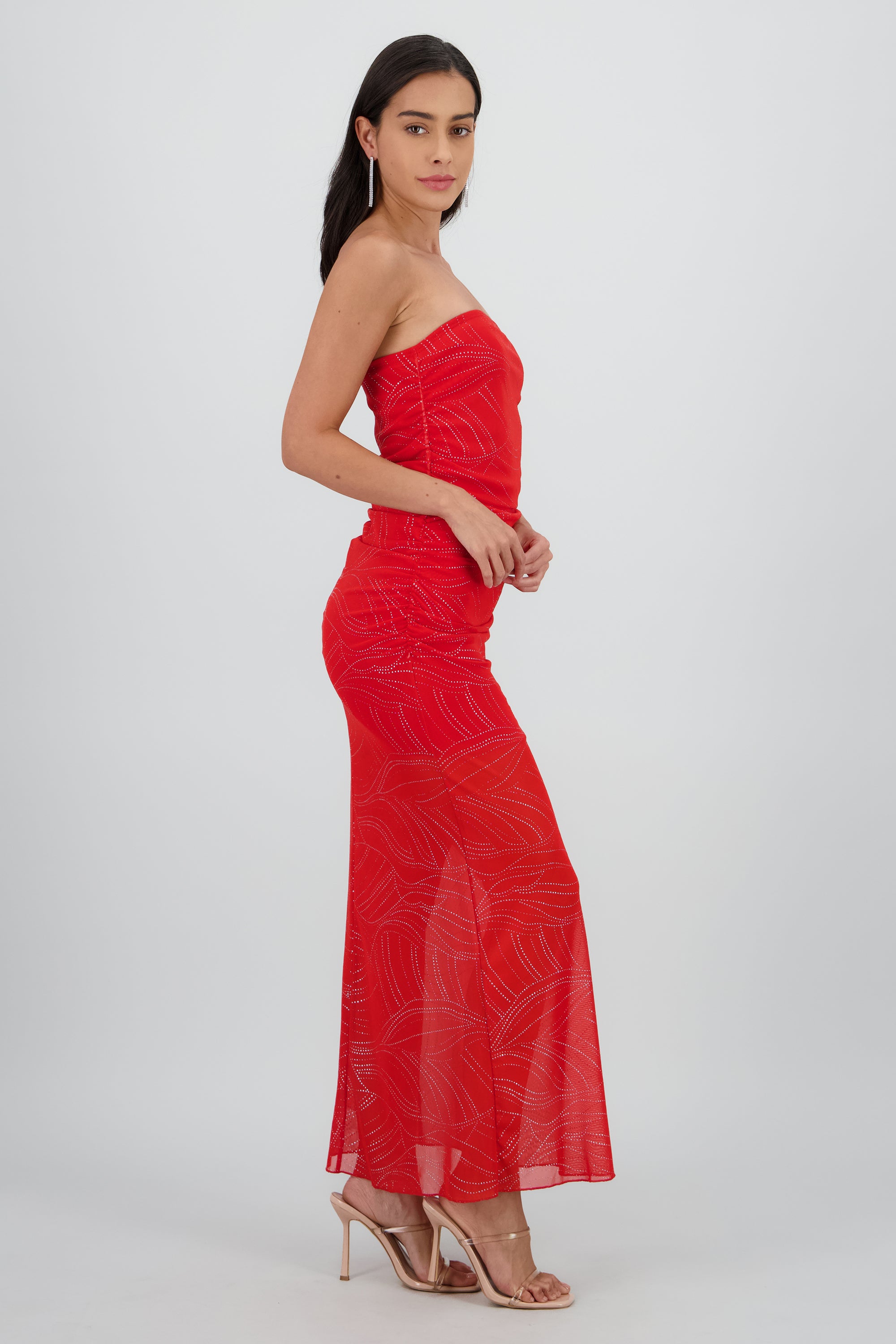 Vestido strapless midi drapeado detalle brillos ROJO