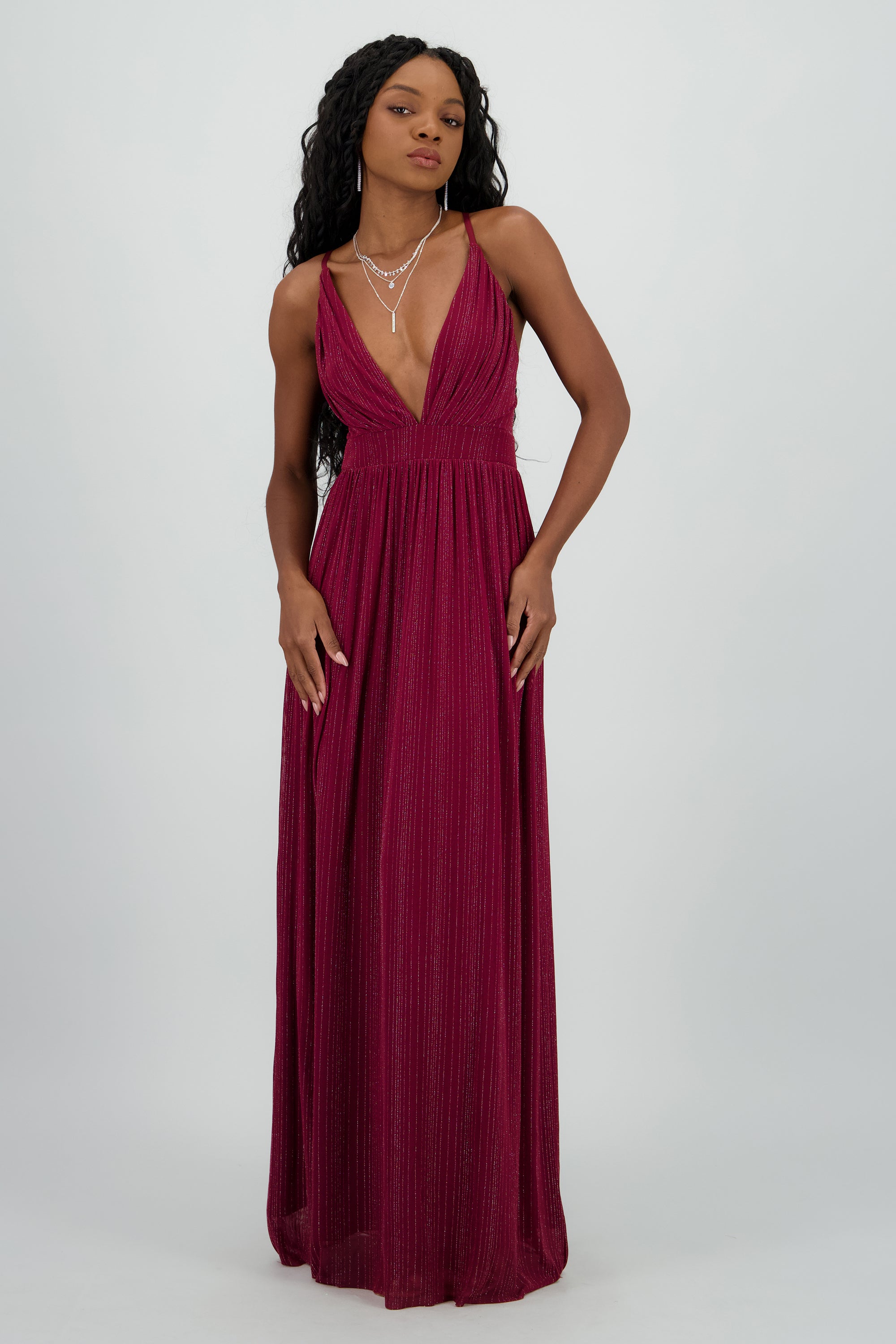 Vestido maxi escote v detalle brillos VINO