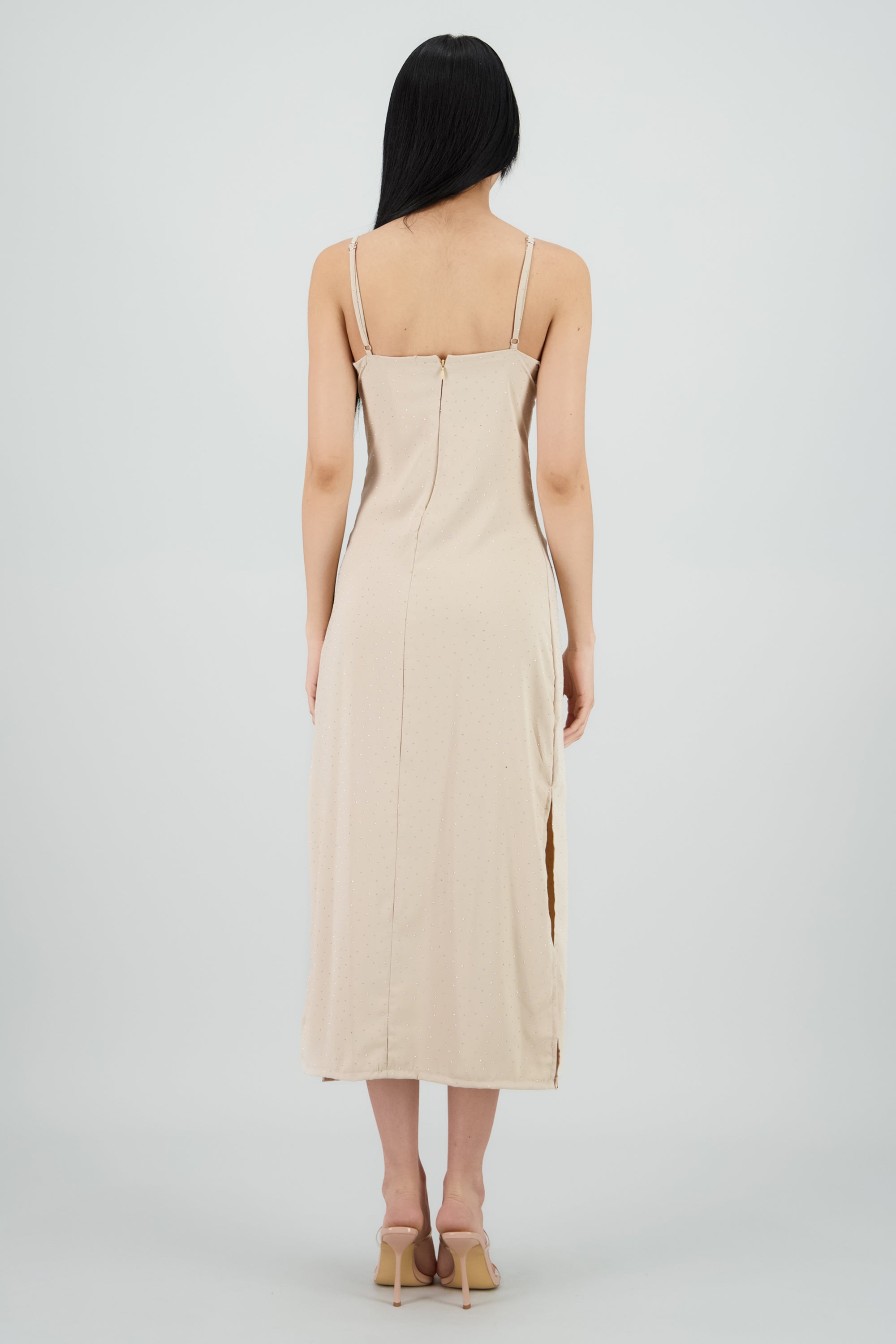 Vestido midi brillos escote cruzado CREMA