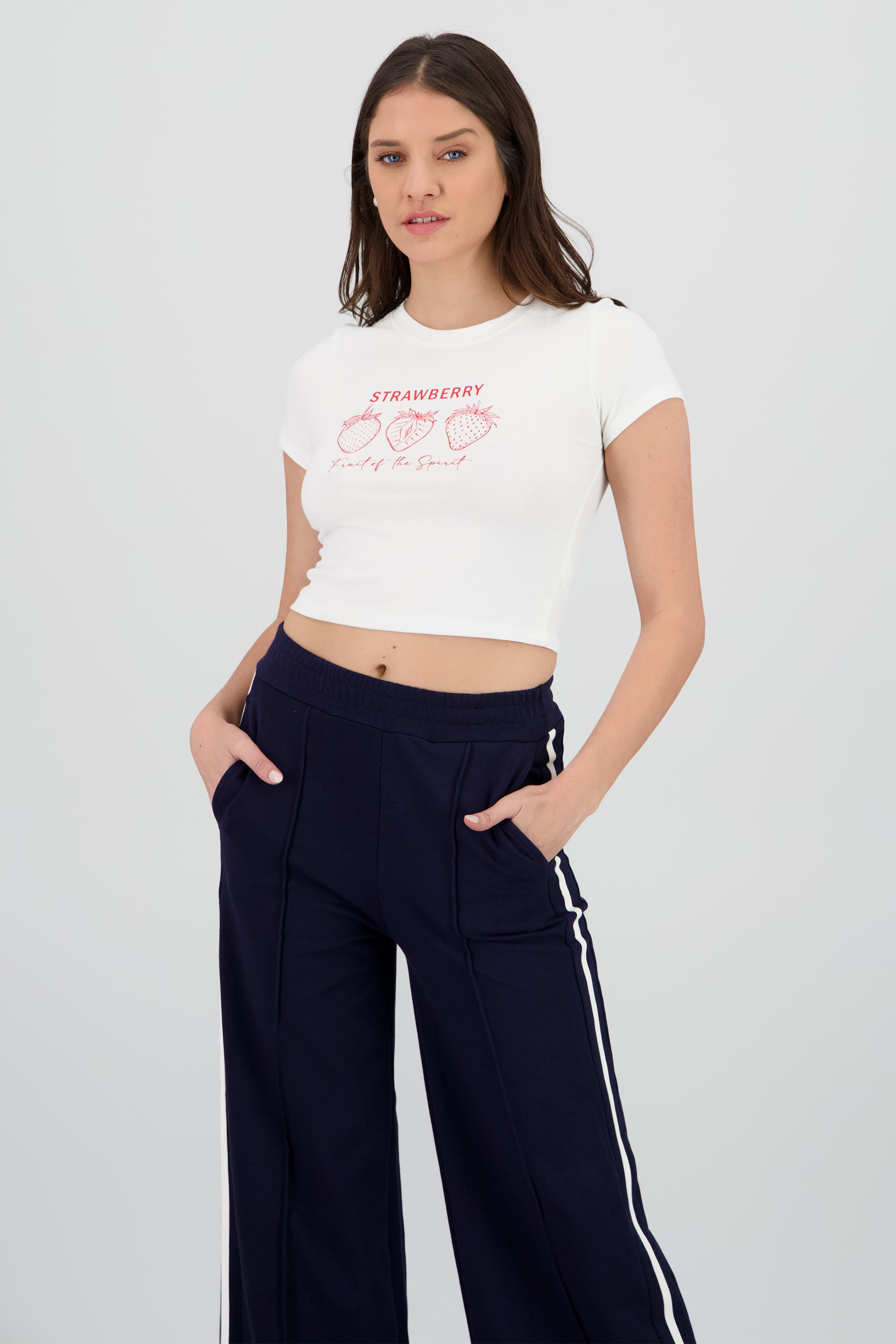 Top crop estampado fresas BLANCO