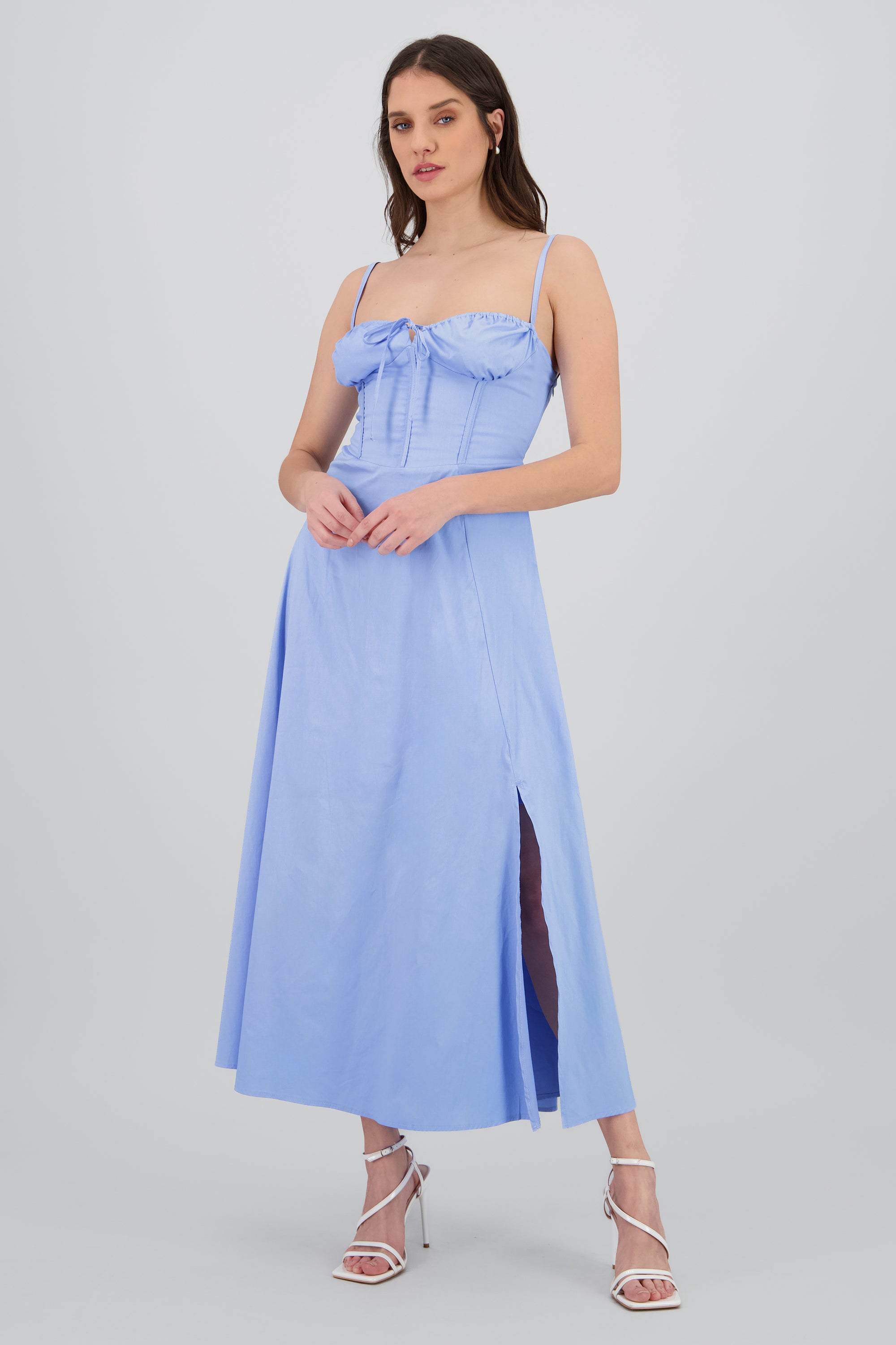 Vestido midi tirantes escote AZUL PASTEL