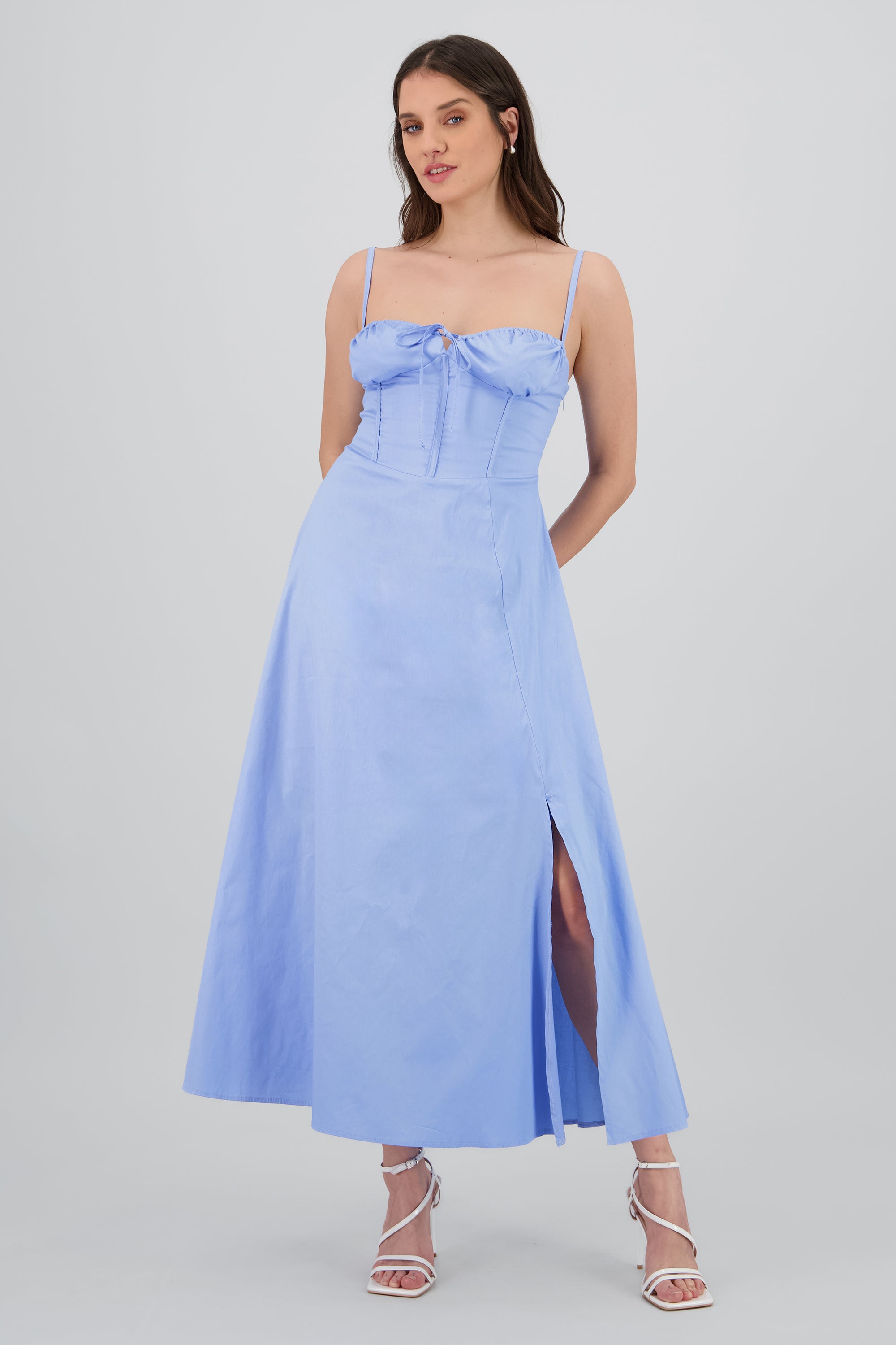 Vestido midi tirantes escote AZUL PASTEL