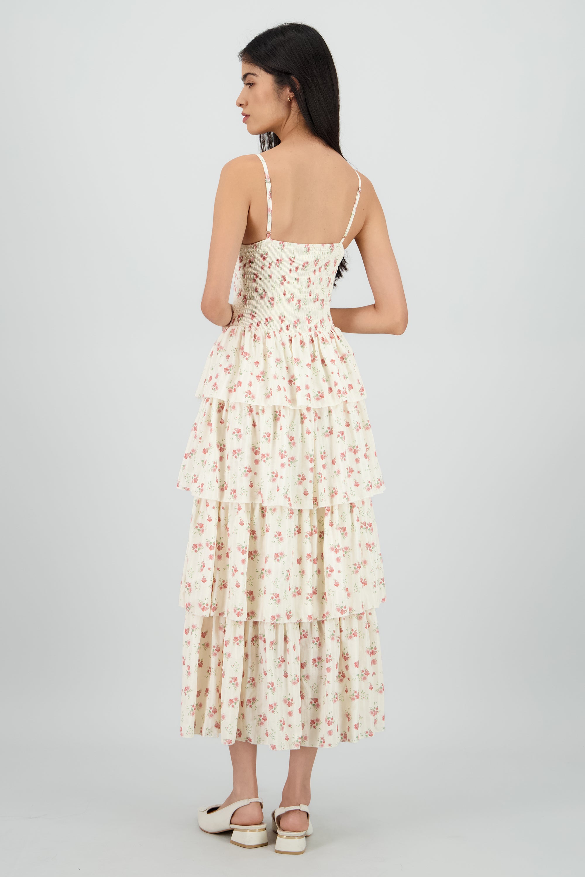 Vestido con cut out y detalle de smock con flores ROSA COMBO