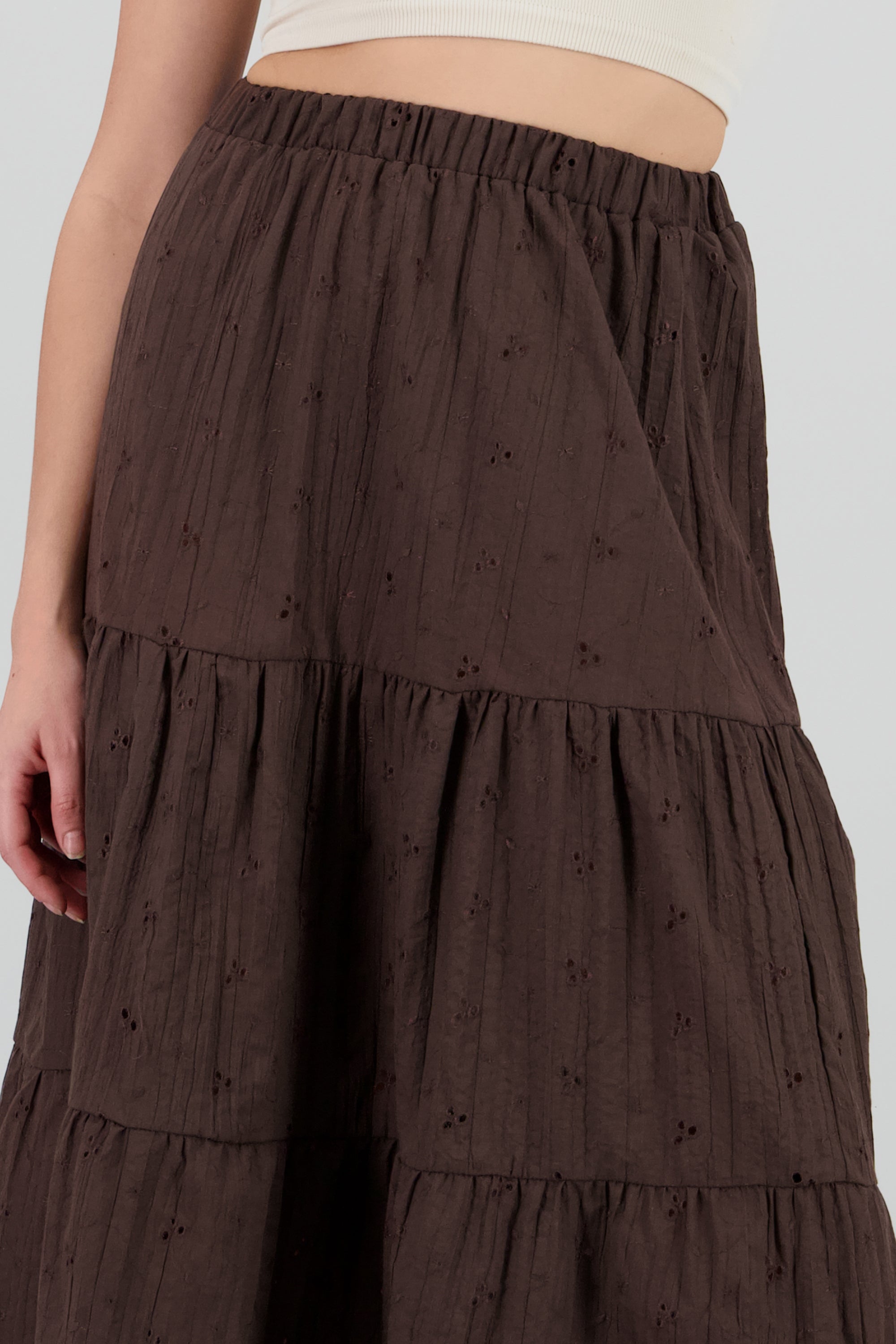 Falda maxi con bloques de eyelet CAFE OBSCURO