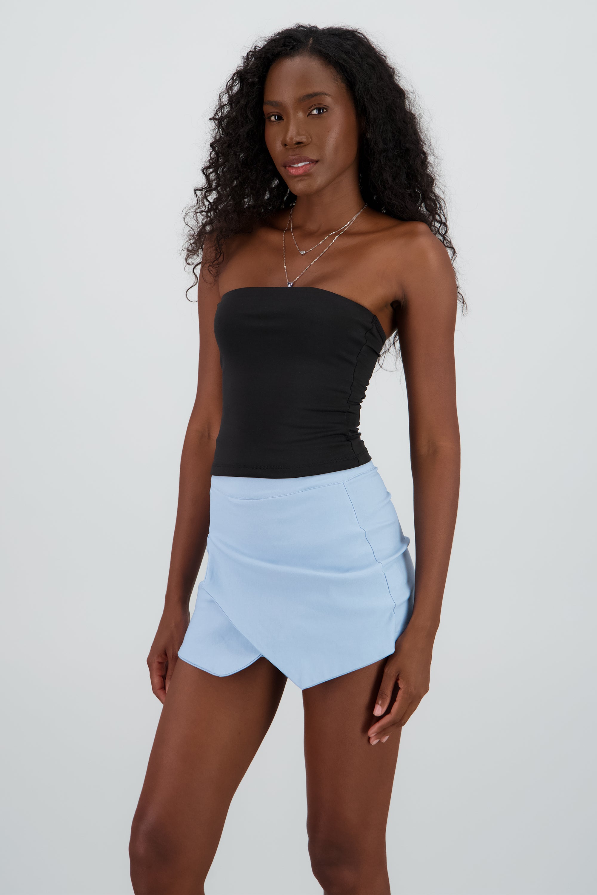 Top doble tela straplles cropped liso NEGRO