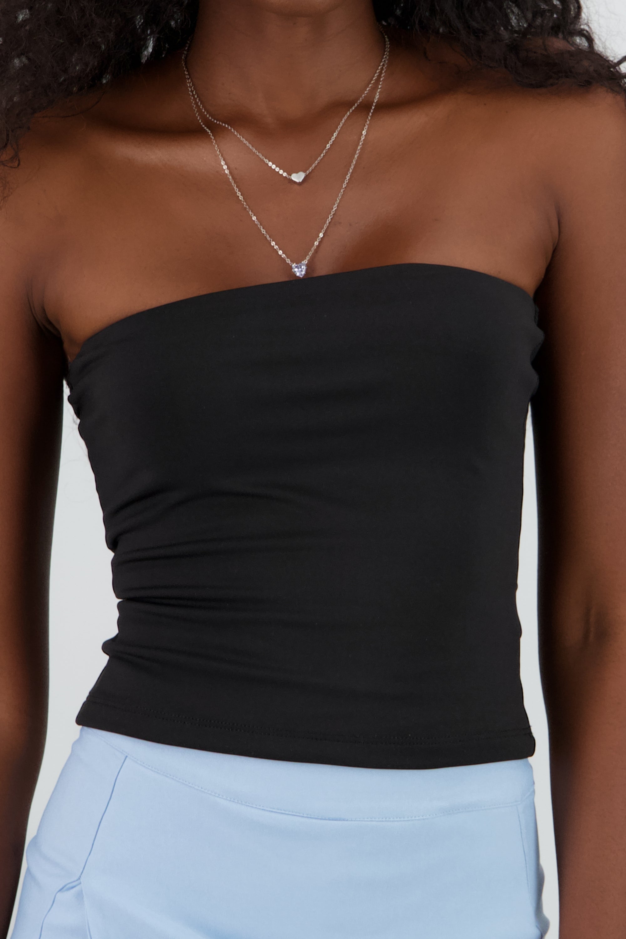 Top doble tela straplles cropped liso NEGRO